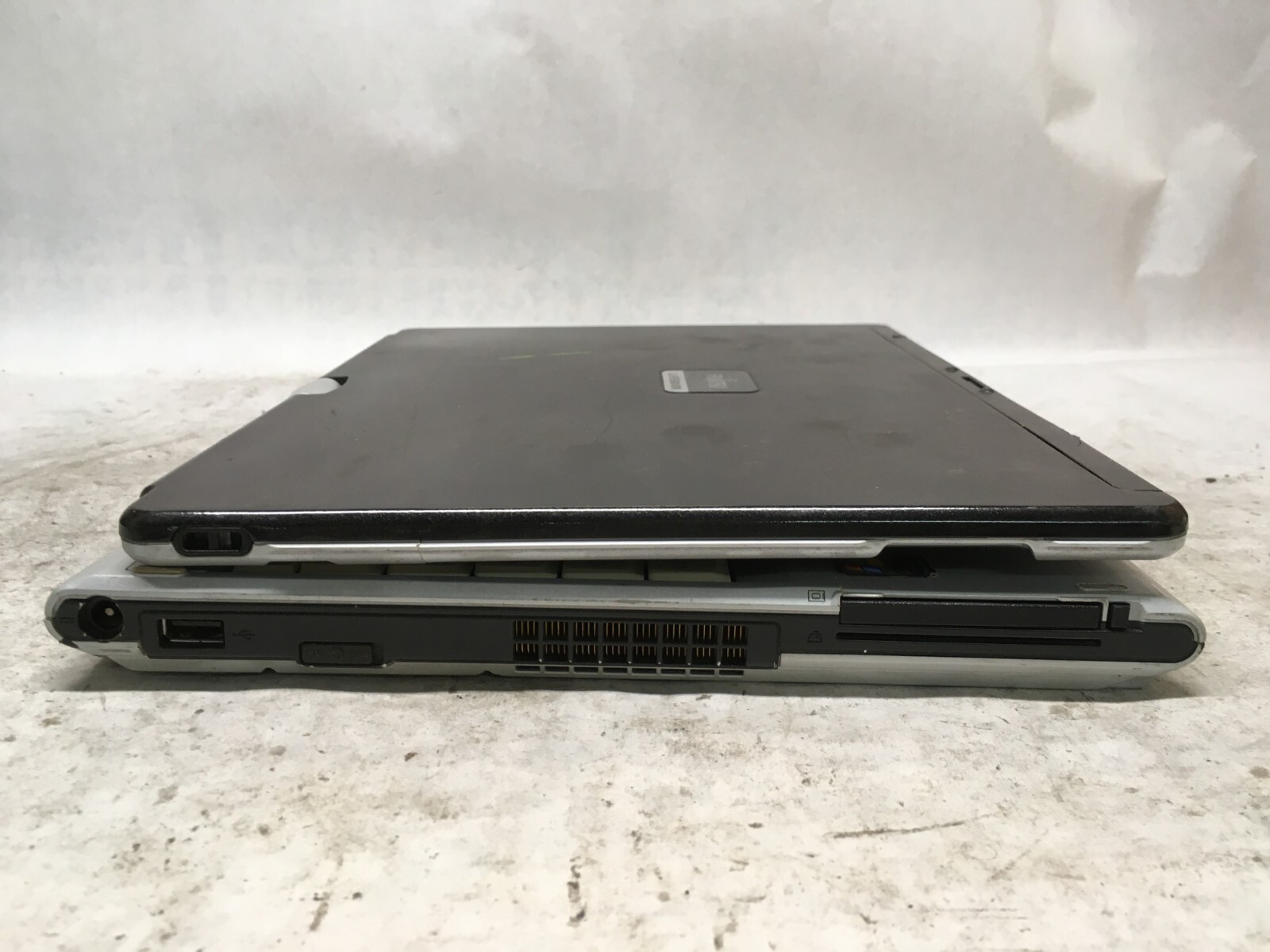 Fujitsu Lifebook T4220 [AS IS] Intel Duo Core T7300 @ 2 GHz