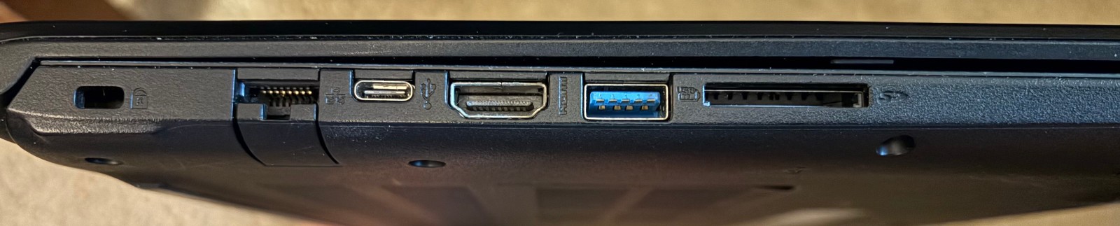 ACER ASPIRE E5-575 15.6″ Laptop | i3-7100U@2.40GHz | 8GB RAM | 1TB HDD | Win 10