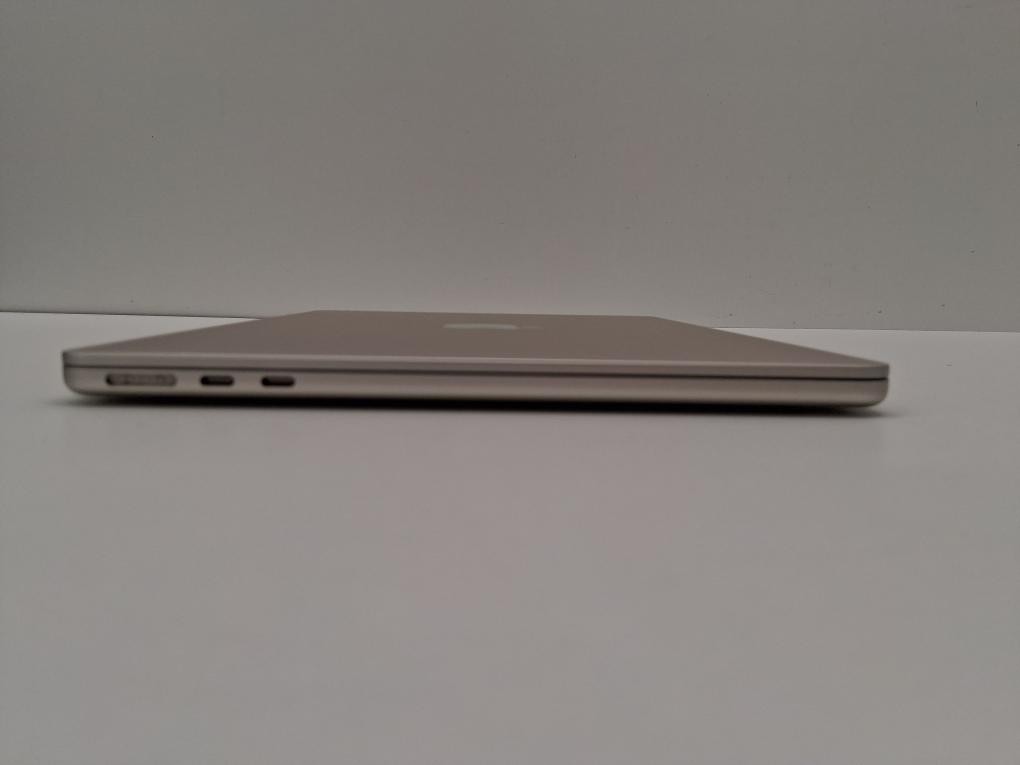 APPLE MACBOOK AIR A2681 (P06034982)