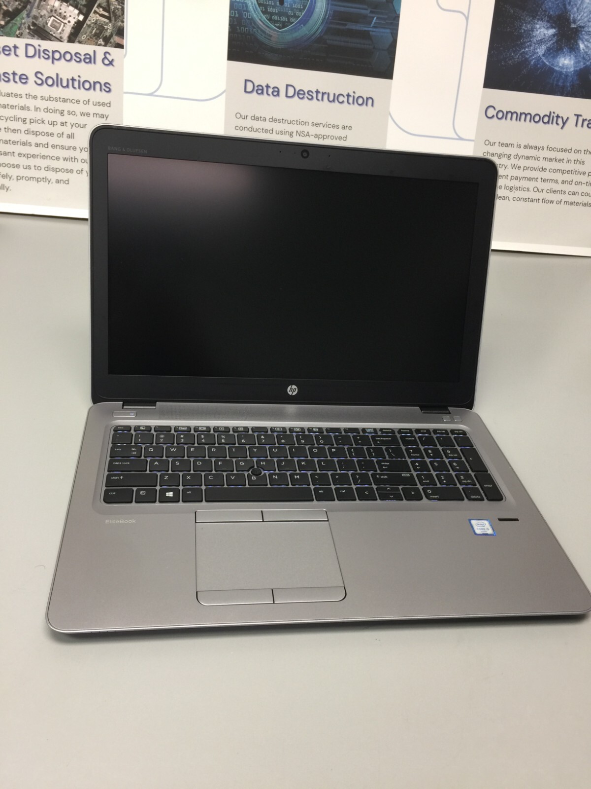 HP EliteBook 850 G3 15.6″ 256GB SSD Core i5 6th gen 2.30GHz 8GB WIN 11 PRO