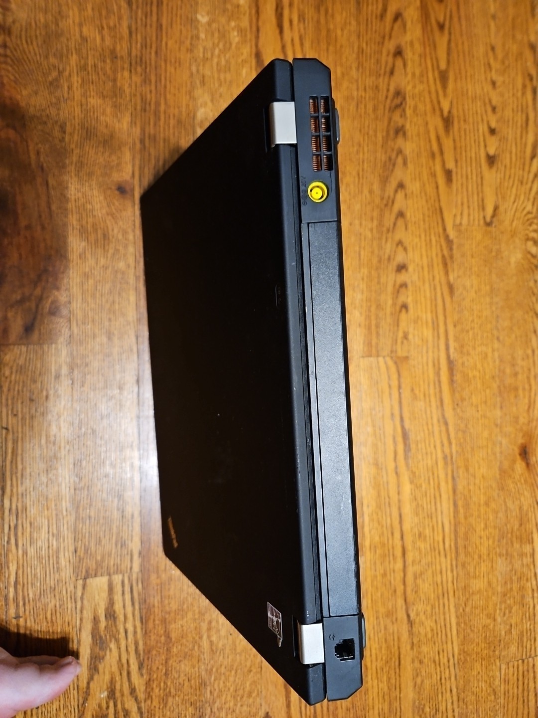 Lenovo ThinkPad T410 i5-M560 14″ 4gb/320gb HDD. Win XP pro. Ready To Use.