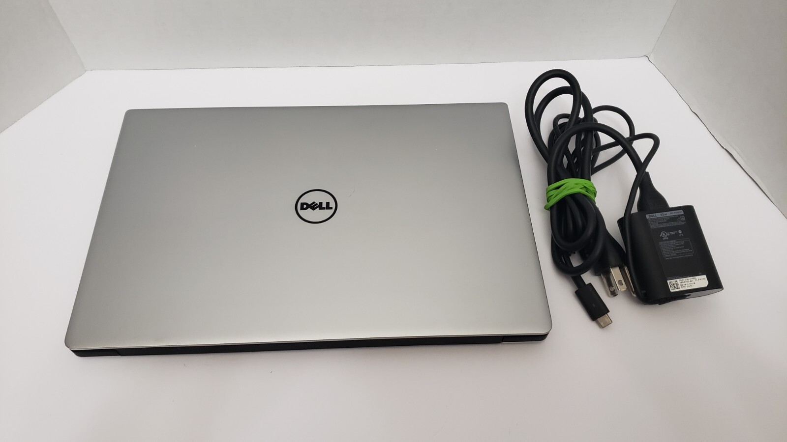 Dell XPS 13 9370 Intel Core i5 Windows 11 Home, 8GB Ram 1TB SSD