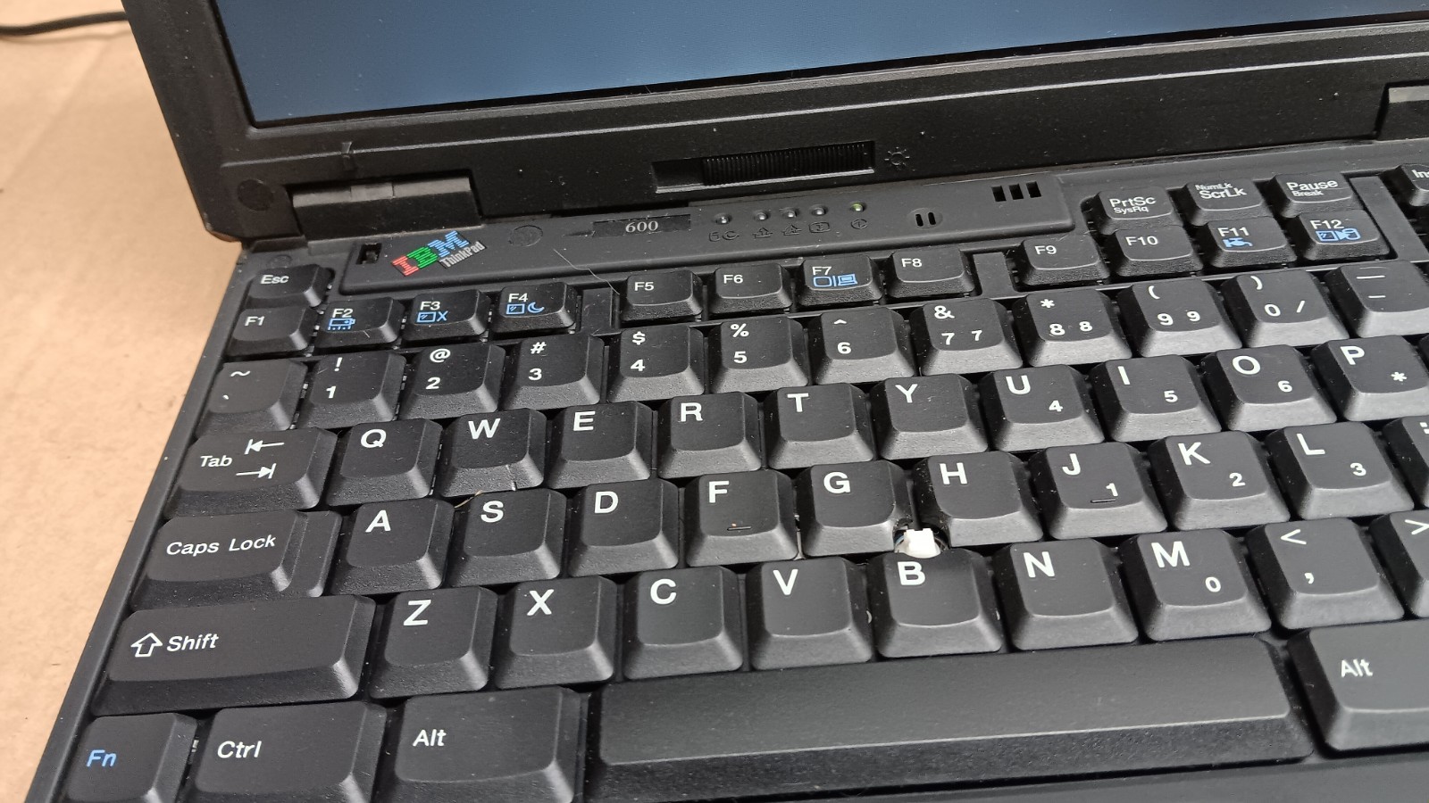 Vintage IBM ThinkPad 600 Laptop Intel Pentium II 13″ LCD Screen IBM TYPE 2645 PR