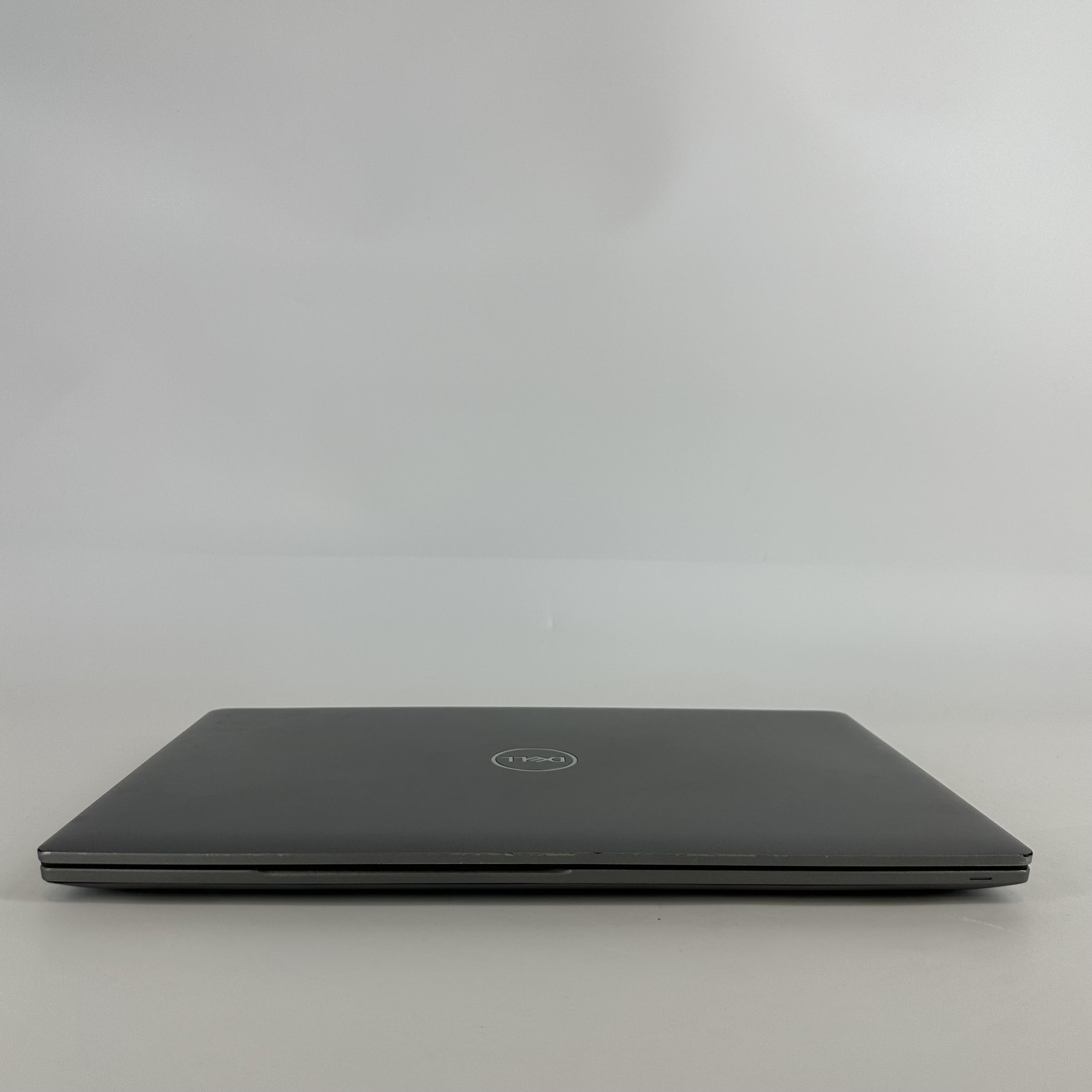 Dell Latitude 5520 15 FHD i7-1185G7 3.00GHz 16GB 256GB SSD Good – CHIPPED SCREEN