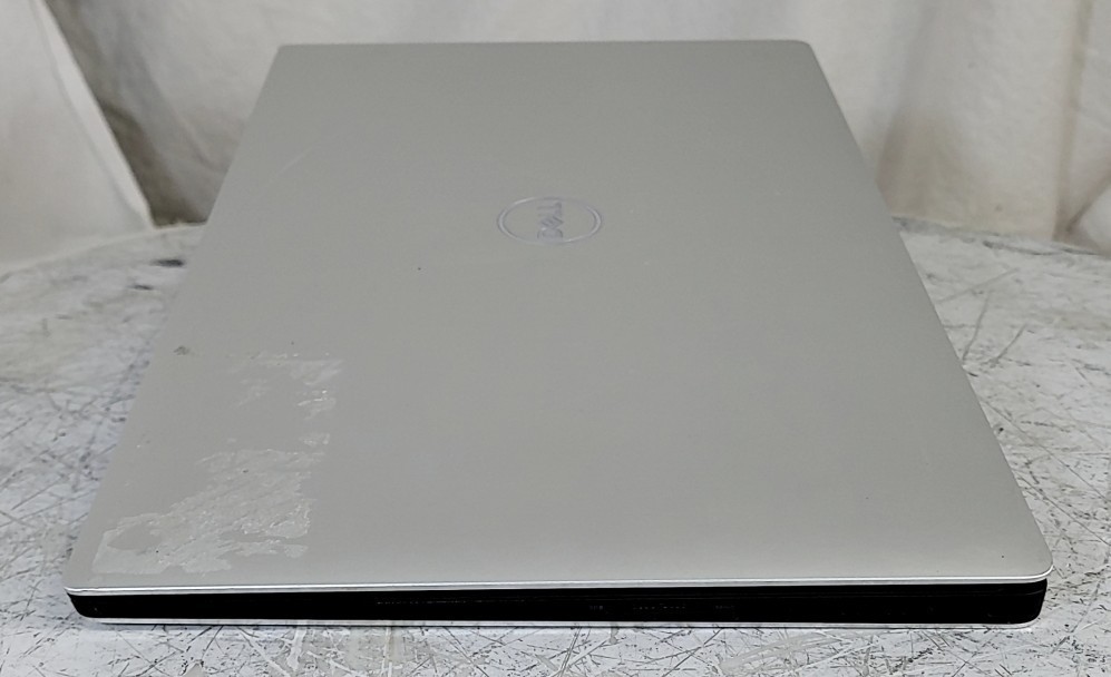 DELL XPS 15 7590 Laptop Core I9-9980HK 8GB 256GB SEE NOTES