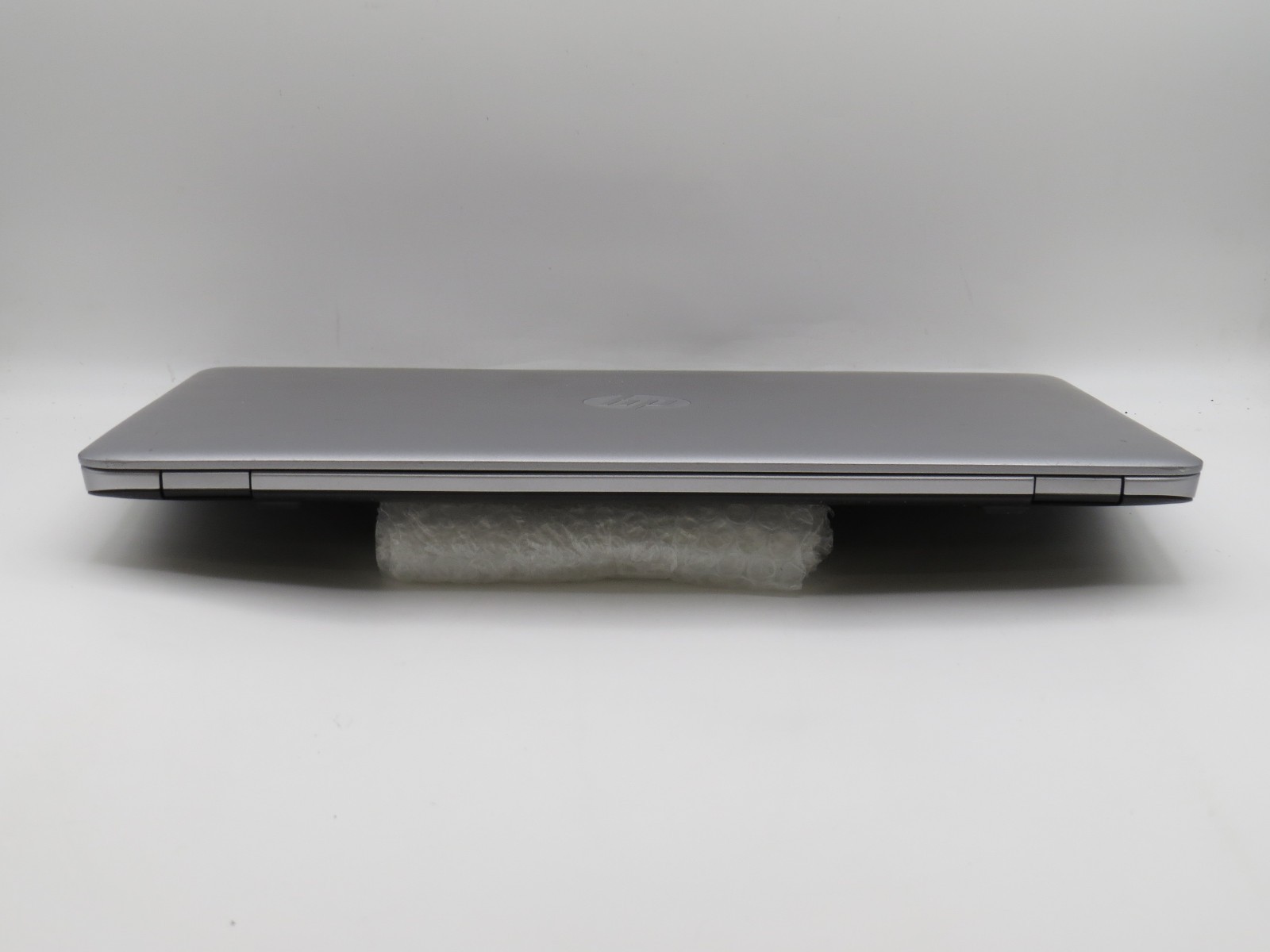 i5-7200U @ 2.5GHz 8GB DDR4 480GB 2.5″ SATA SSD HD 620 15.6″ No Batt/OS/AC