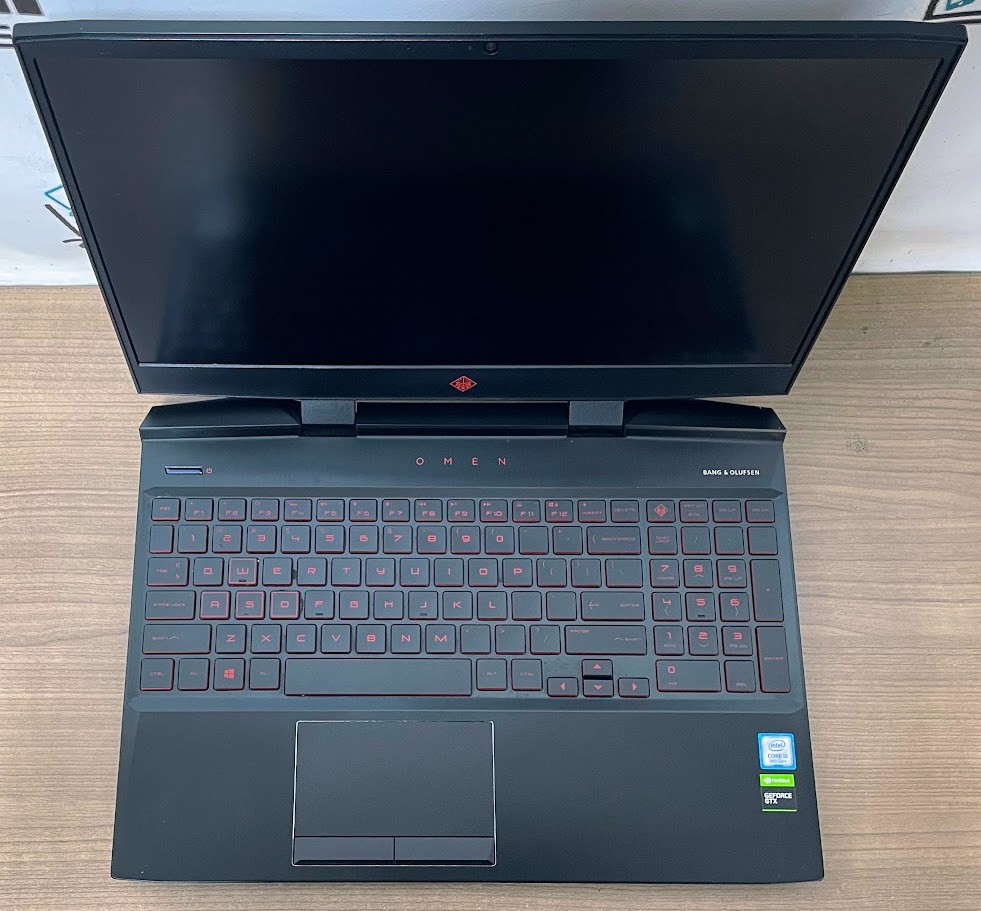 OMEN HP Laptop 15t-dc100 W11H 15.6 NVIDIA GTX i5-9300H 2.40GHz 8gb RAM 256gb SSD
