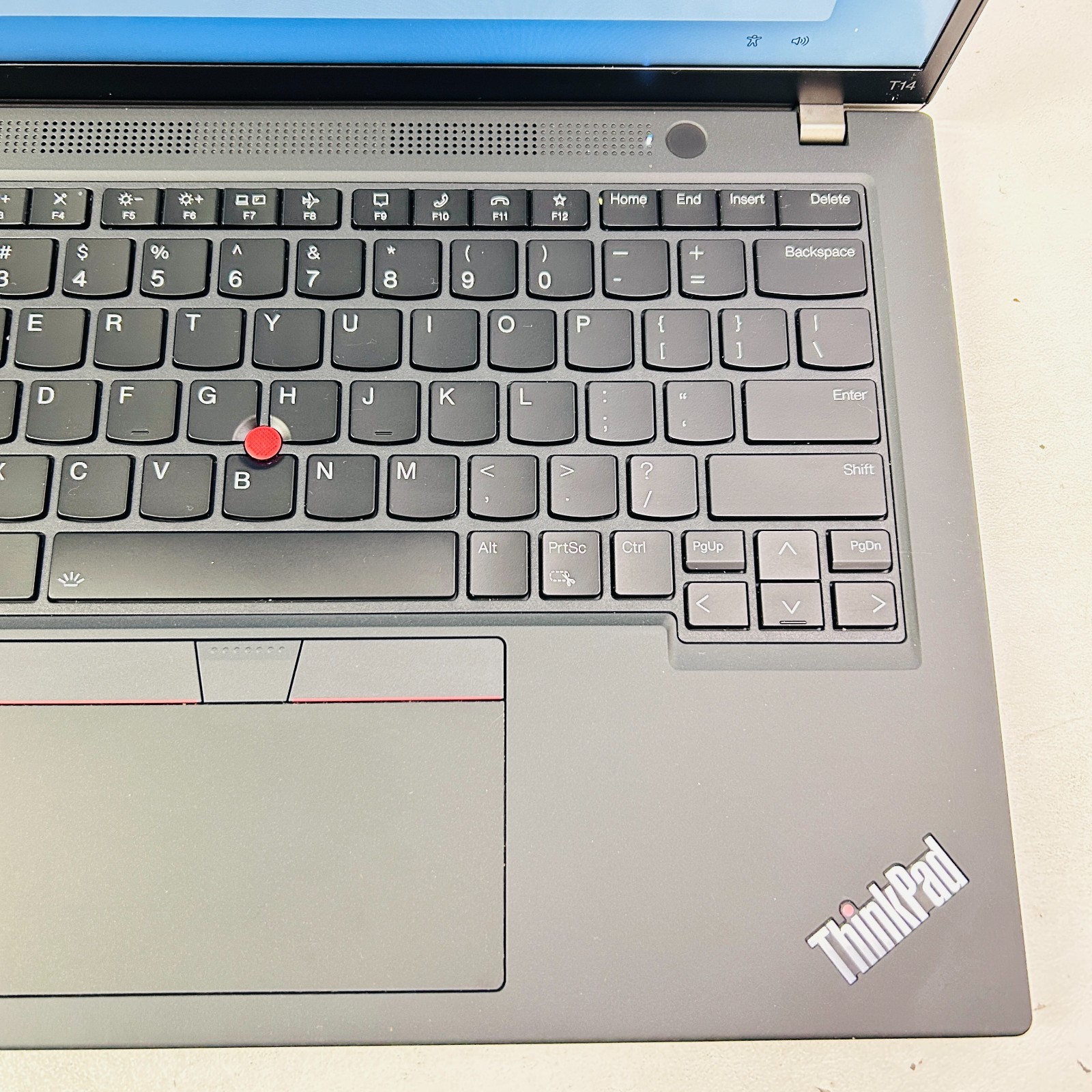 Lenovo Thinkpad T14 G4 Laptop Intel i5-1335u 14″ 512GB 16GB W11P w/ Carry Case