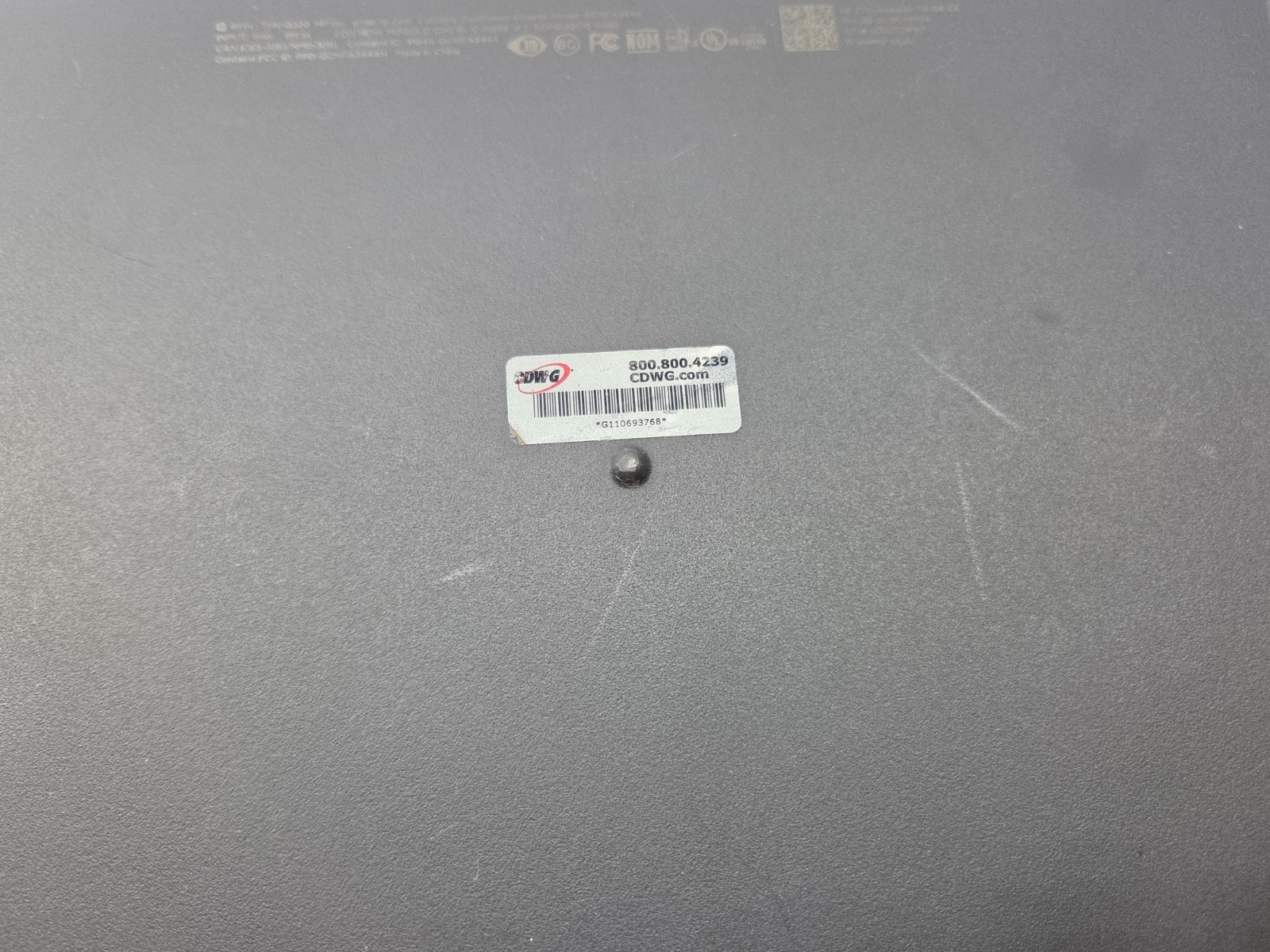 Hp TPN Q220 Chromebook – Locked – Works – No Charger Included