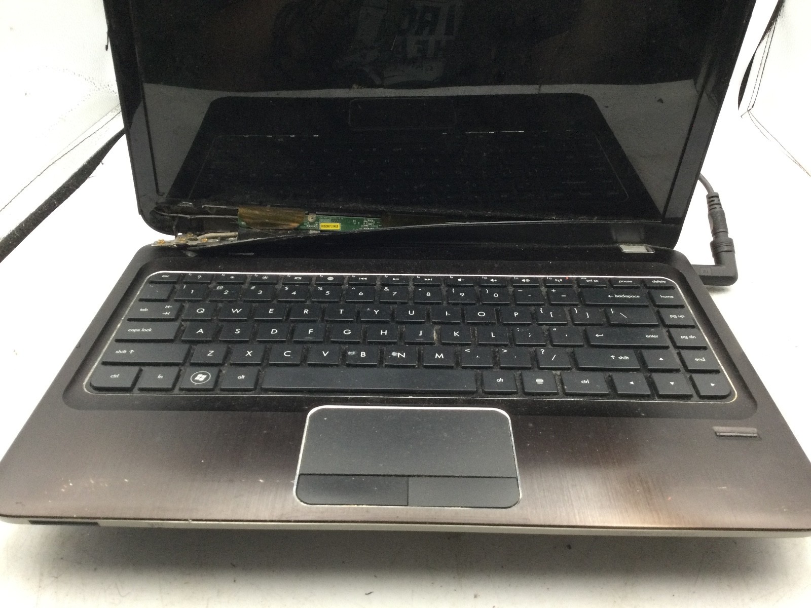 HP PAVILION DM4 – FOR PARTS – NO OS – MISSING COMPONENTS – READ DESCRIPTION – BB