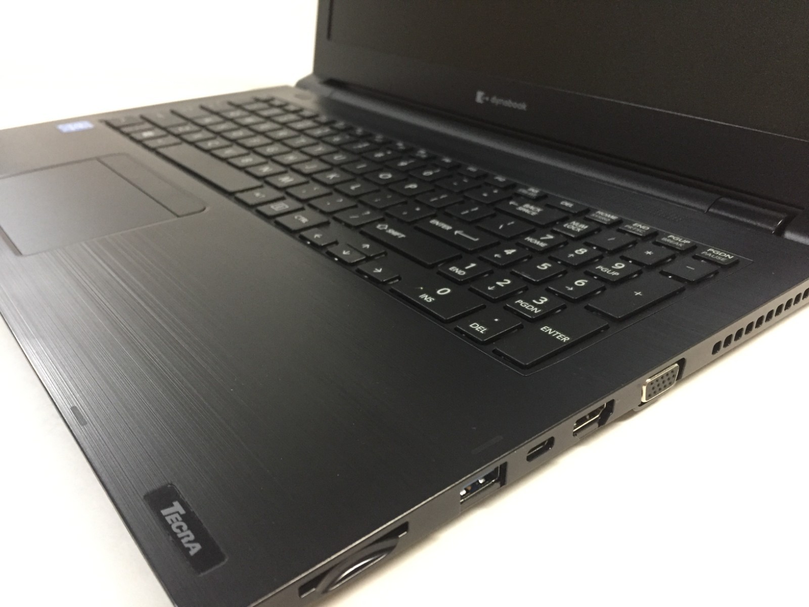 TOSHIBA DYNABOOK TECRA A50-F 15.6 HD Laptop/Intel 4205U/8GB RAM/512G SSD/WI0 Pro