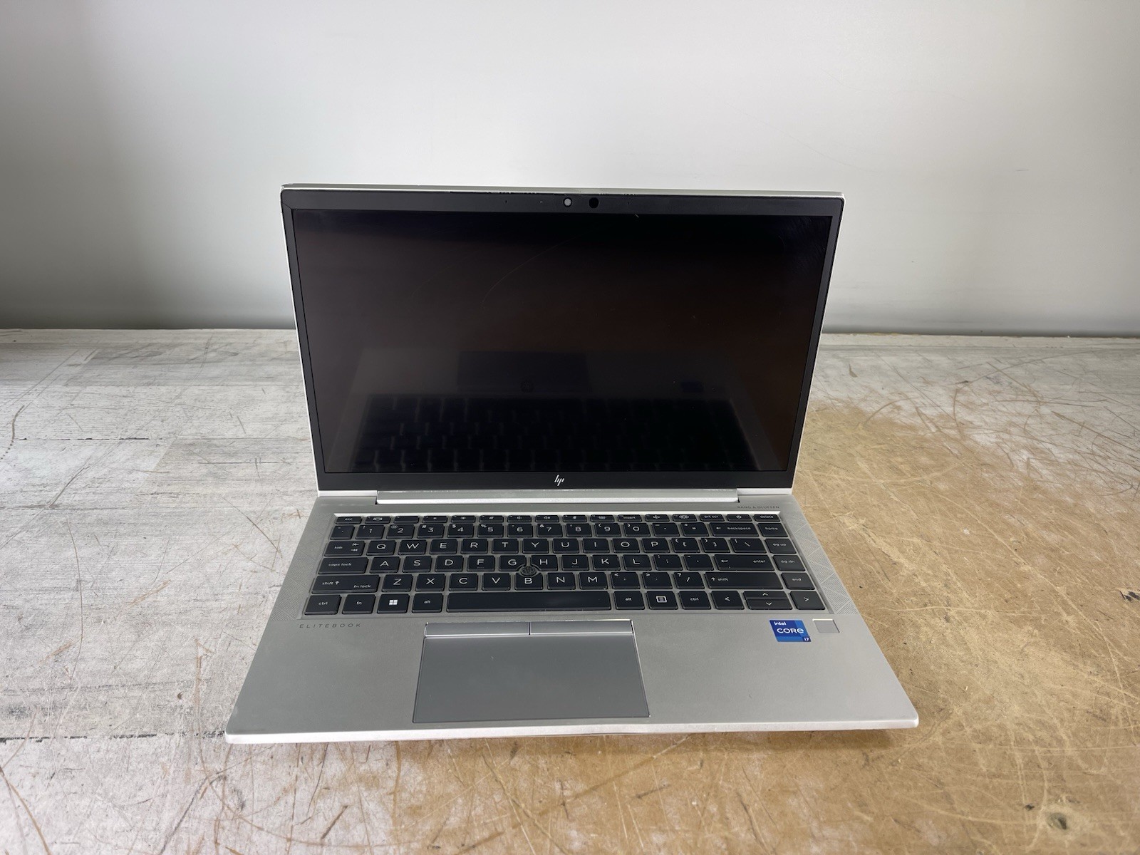 HP ELITEBOOK 840 G8 i7-1165G7 @ 2.80GHz, 8GB RAM, NO HDD/OS – (FOR PARTS)