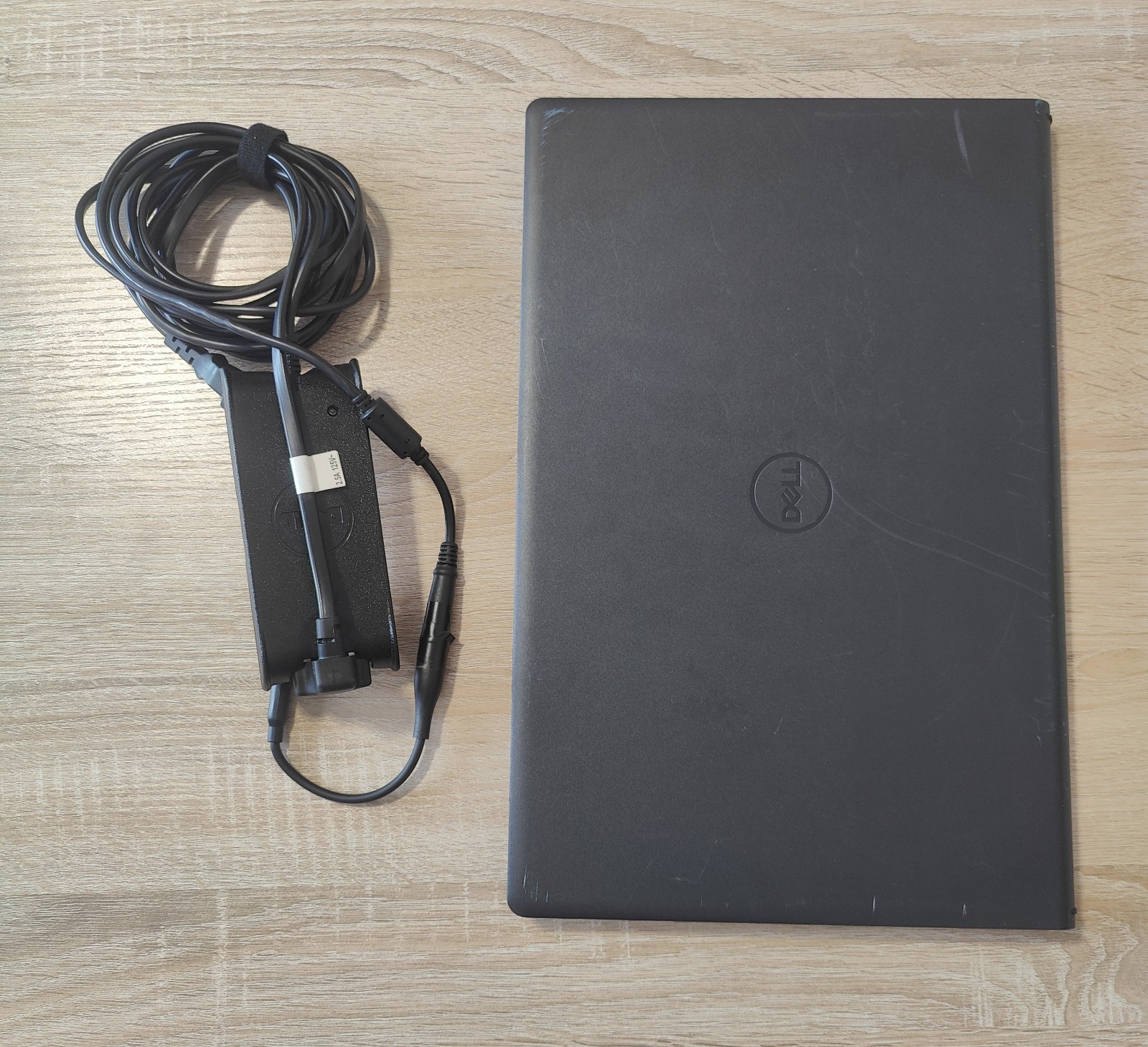 Dell Inspiron 15 3511 i5-1135G7 16GB 238GB SSD Iris Xe 15.6″ Win11 Home Black