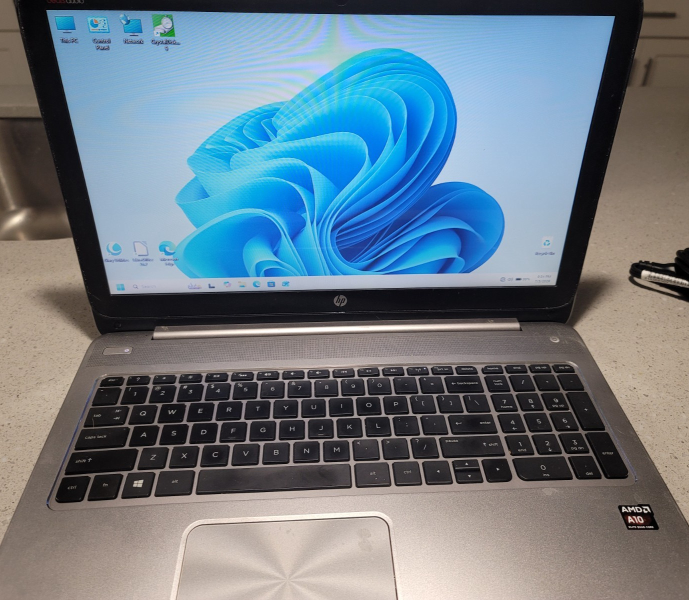 HP Envy m6-k010dx A10-5745M 16GB 240GB SSD Power Cord Updated to Windows 11 Home