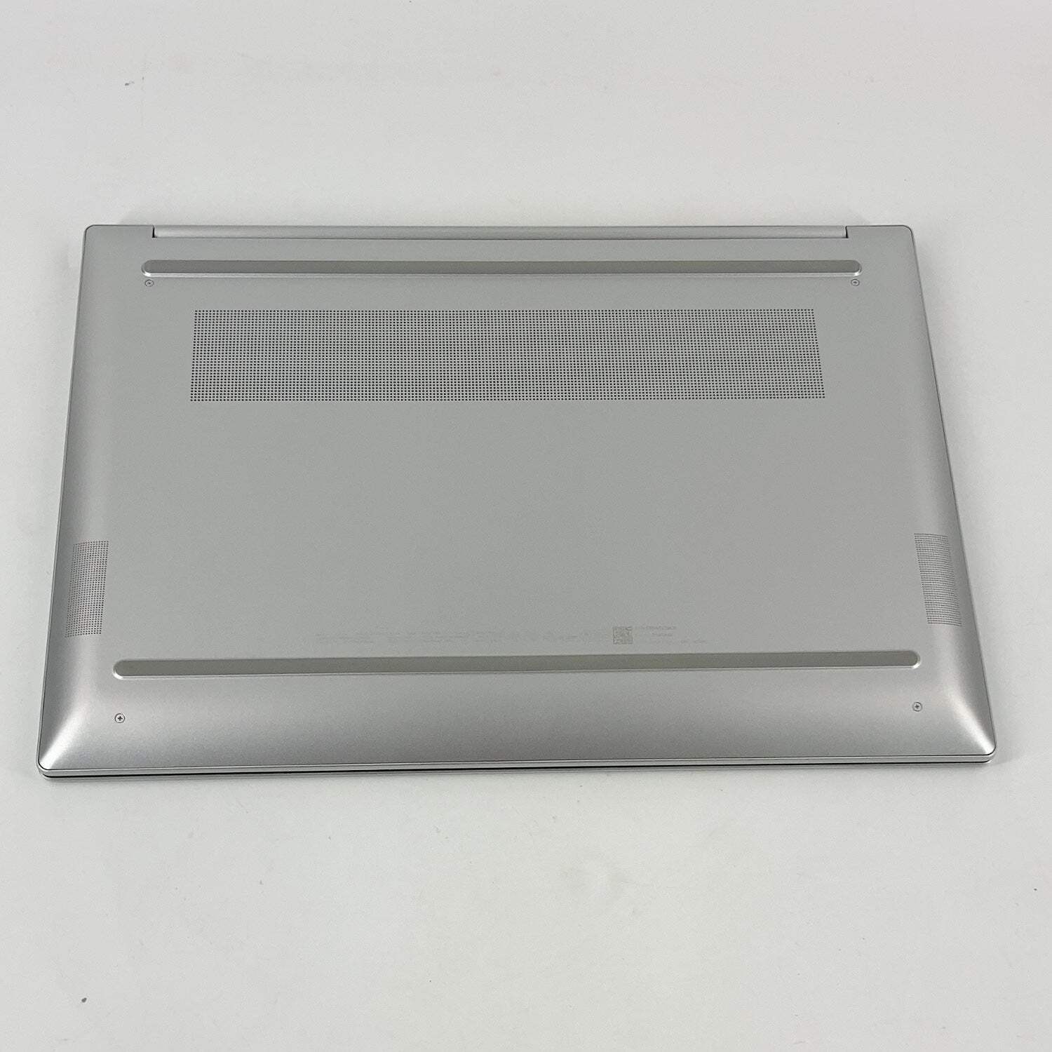 HP Pavilion 16T-AF000 16″ Core 5 120U 1.4GHz 8GB RAM 512GB SSD