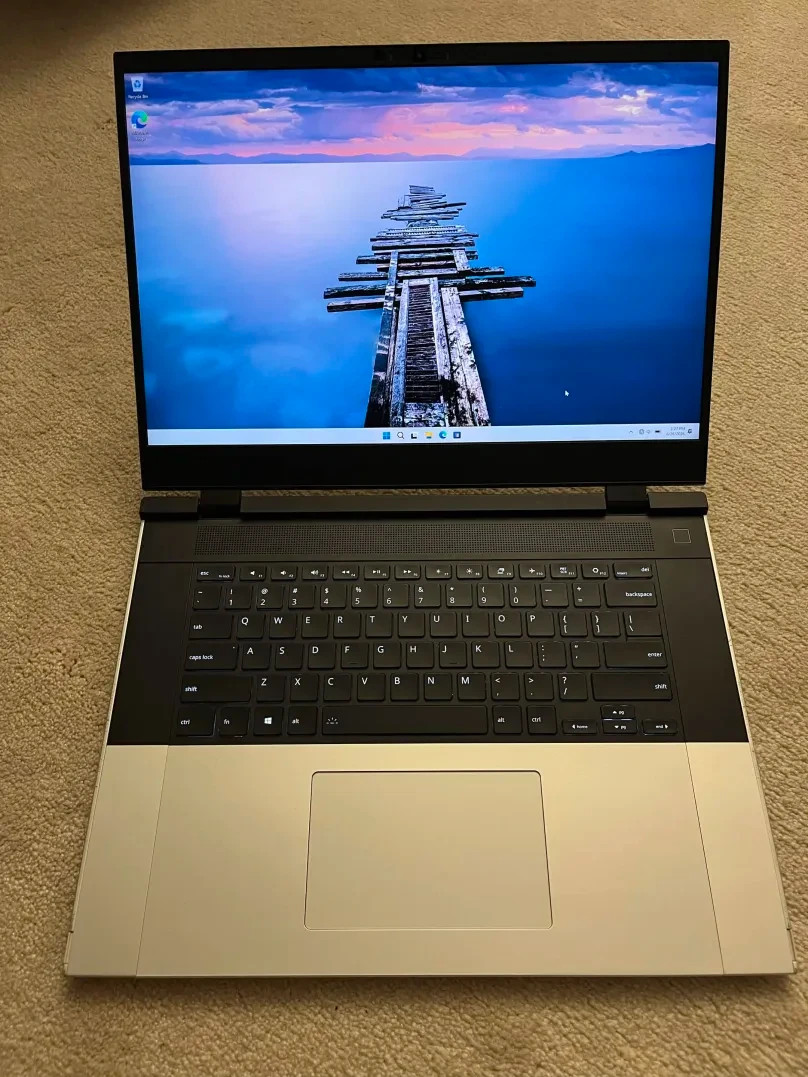 Framework 16 Ryzen 7 7840HS w/ Radeon 780M Graphics + 16GB RAM + 1TB NVME SSD