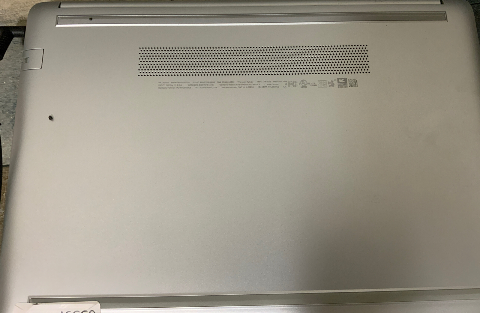 💻 HP 14-cm0012nr 14″ (32 GB SSD AMD E2 9000e, 1.50 GHz, 4 GB) Laptop Silver