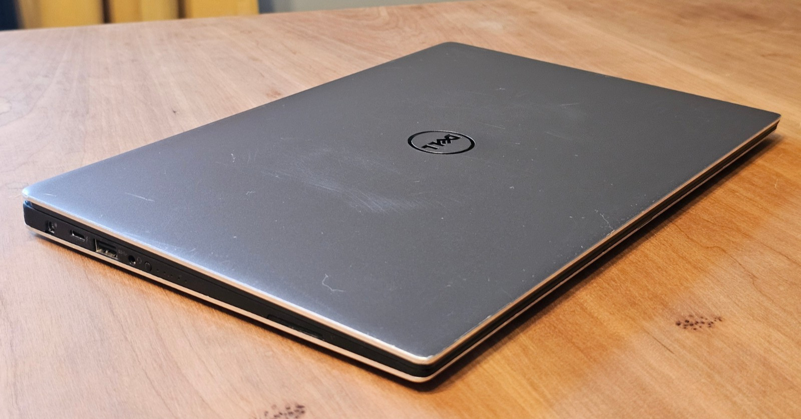 Dell XPS 13 9360 i7-8550 16GB RAM 128GB NVMe QHD+ Touchscreen Bad Battery
