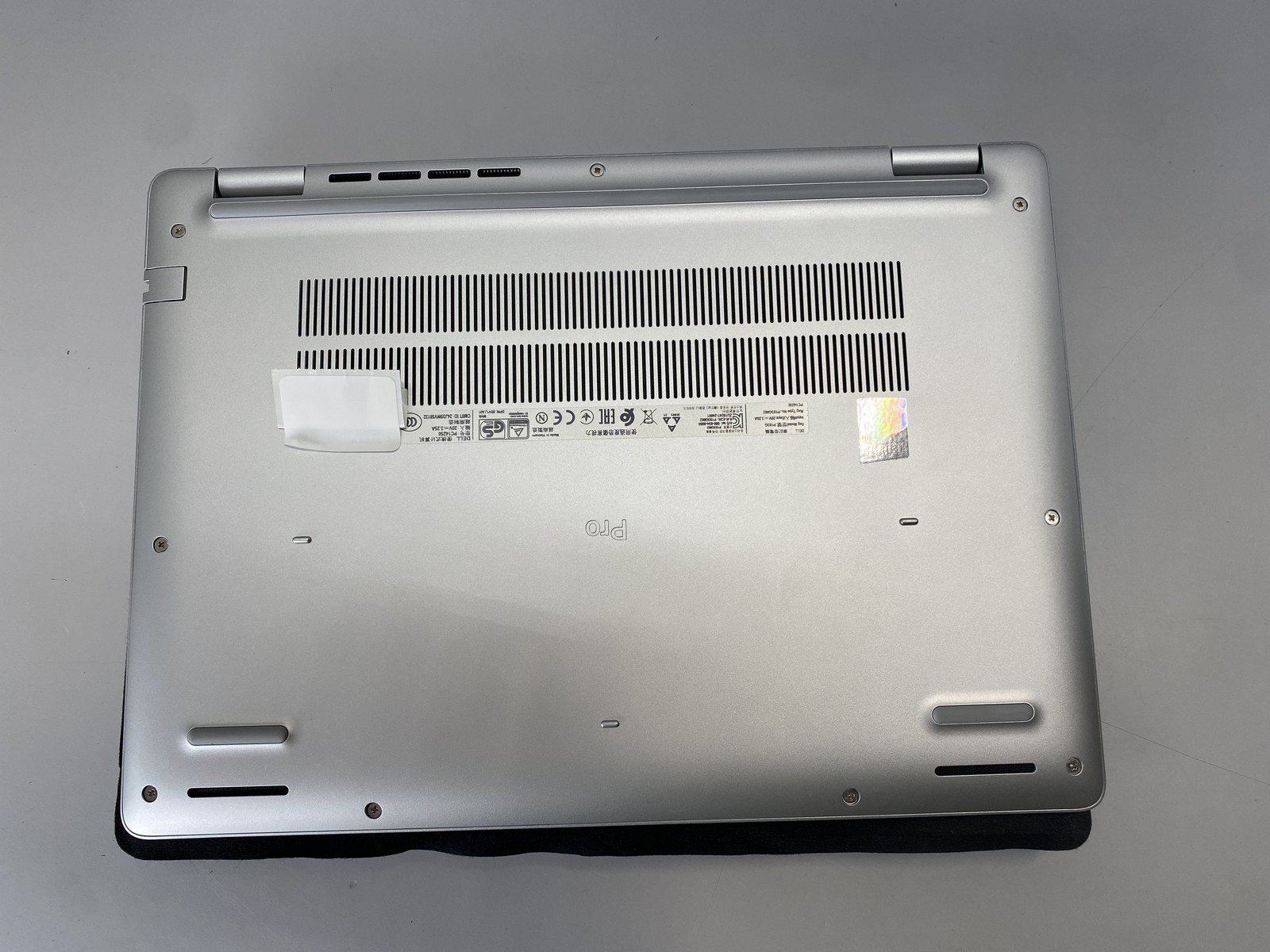 Dell Laptop Pro 14 PC14250 14″ Intel Core Ultra 5 235U 512GB- Silver