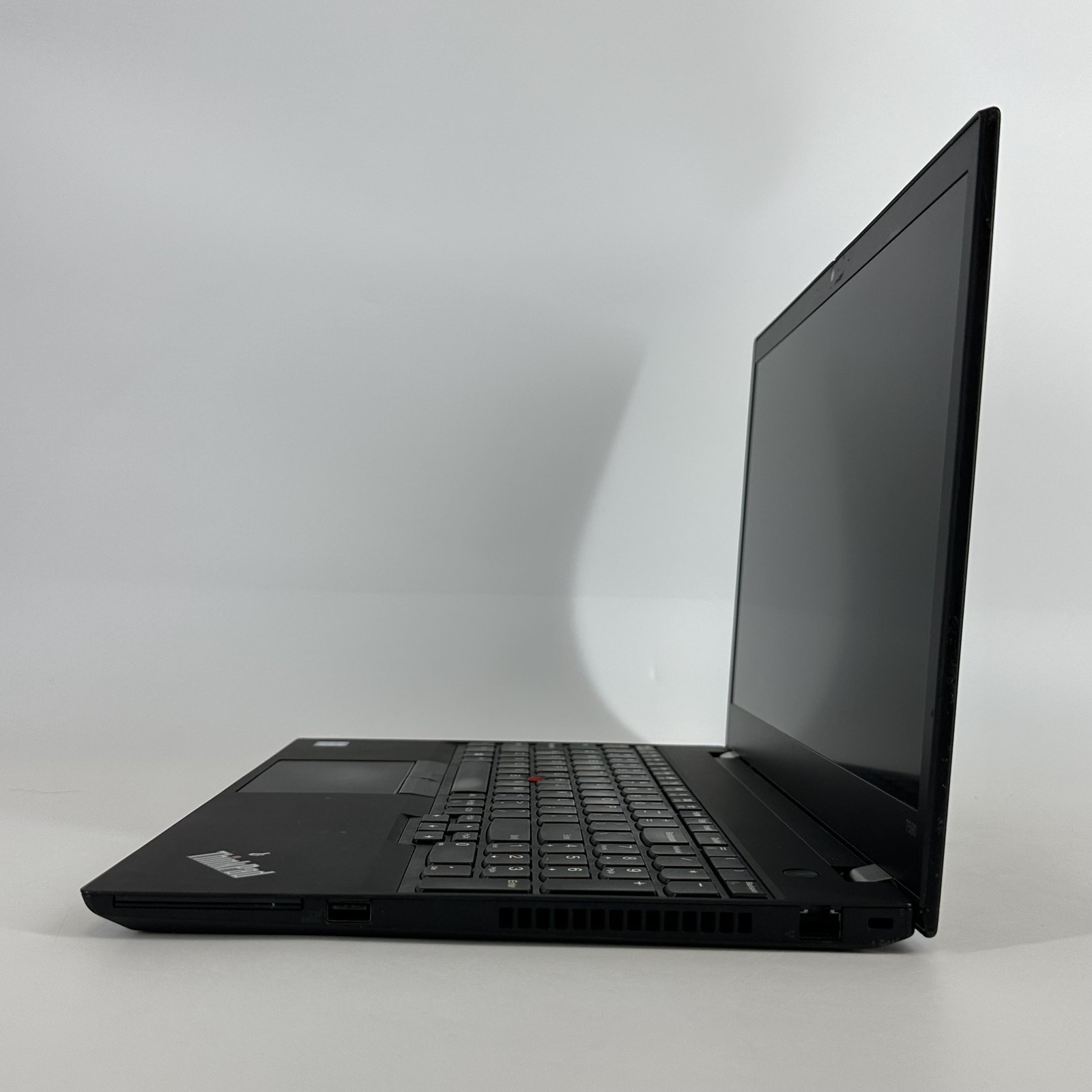 Lenovo ThinkPad T590 15.6 Black FHD i7-8565U 1.80GHz 16GB 512GB SSD Good