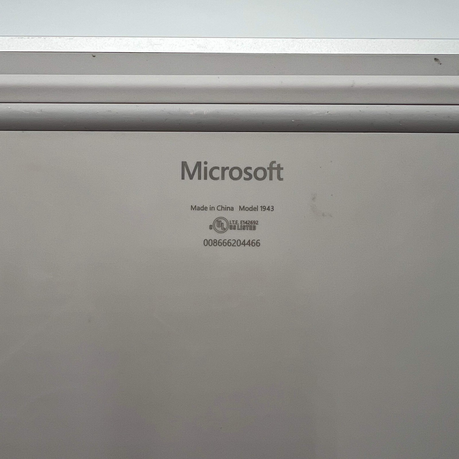 Microsoft Surface Laptop Go 1943 2020 12-inch Core i5 4GB RAM 64GB Silver