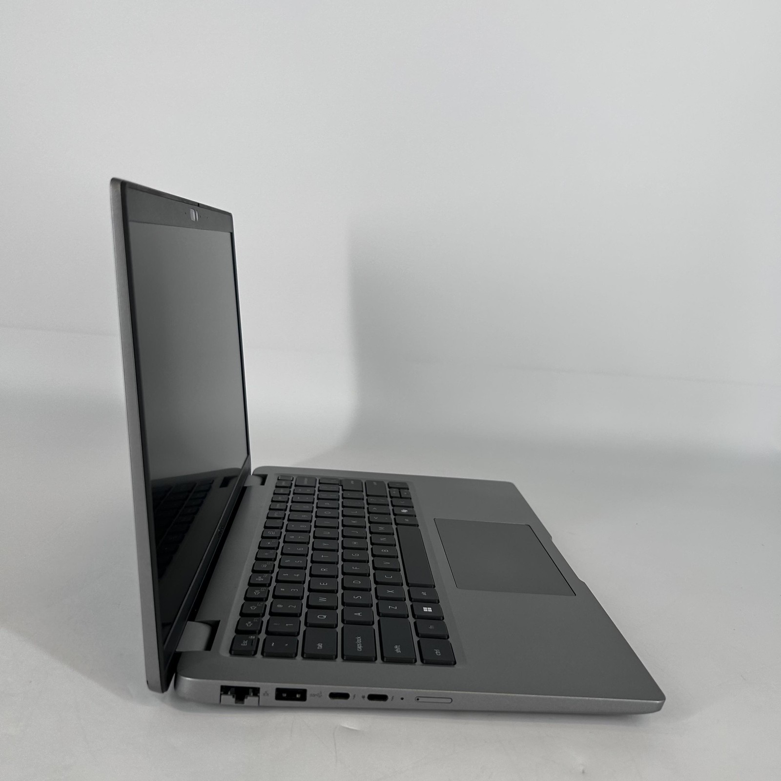 Dell Latitude 5450 14 Gray FHD 1.6 GHz Ultra 5 135U 32GB 512GB SSD Very Good