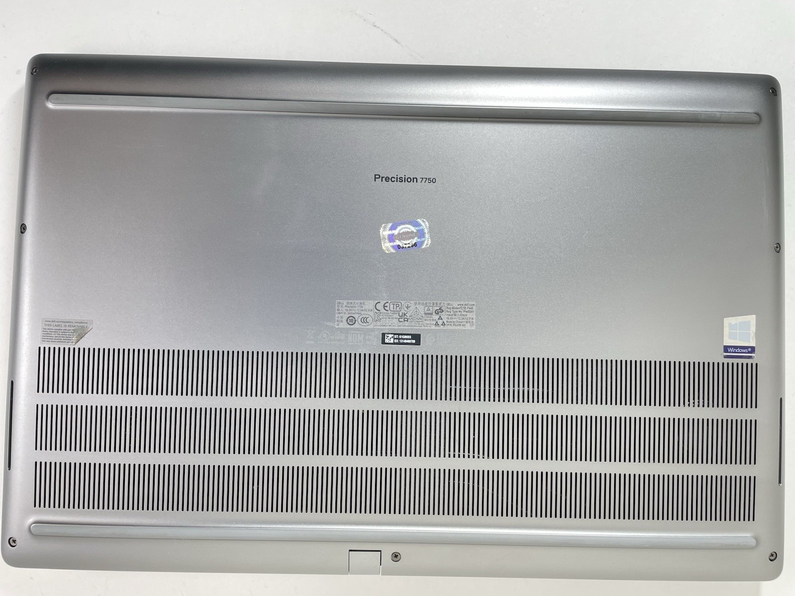 NoCamera Config DELL Precision 7750 i7-10750H 32GB RAM 512GB SSD Quadro RTX 3000