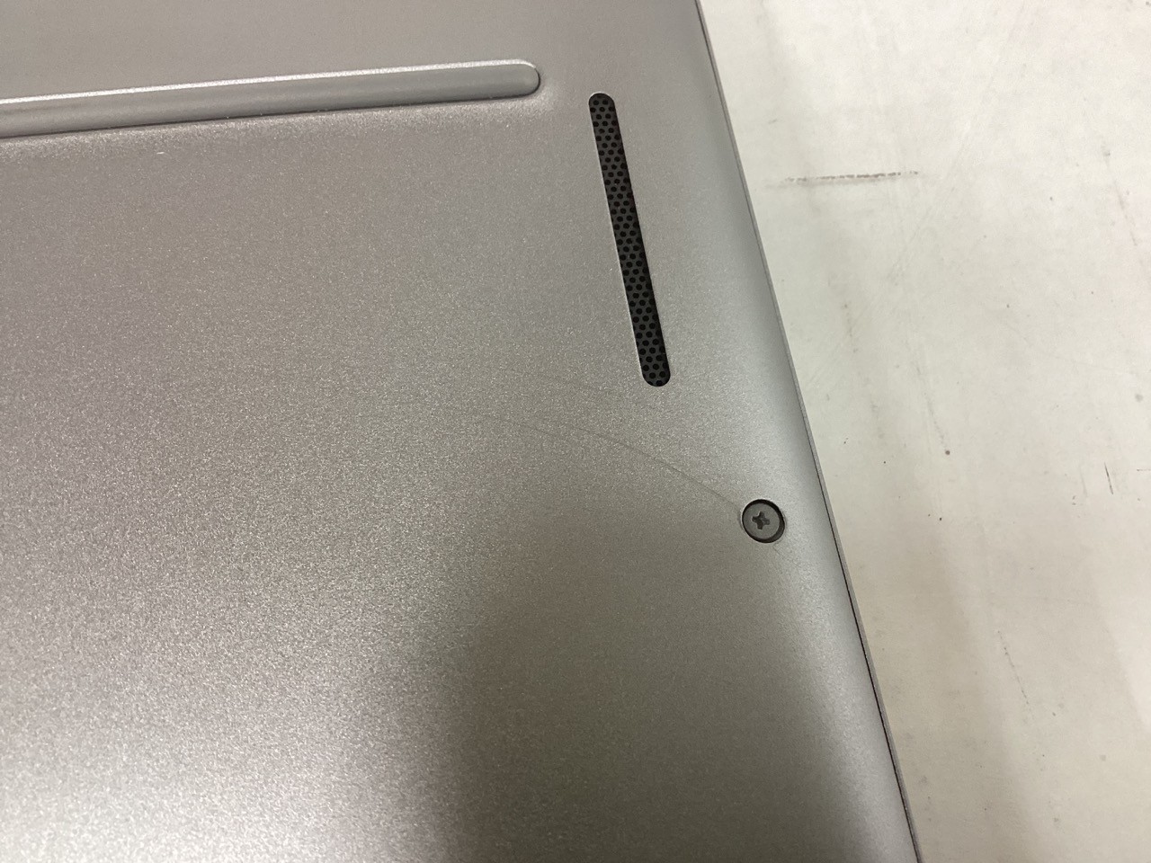 Dell Latitude 7450 14″ FHD Ultra 7 165U 32GB 512GB SSD WiFi 7 W11P – 7M9WG