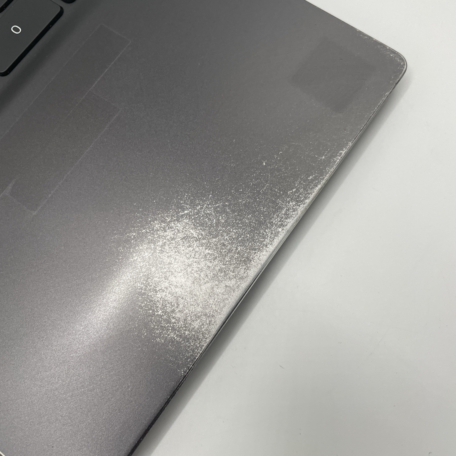Dell Vostro 15 5510 i5-11300H 8GB RAM 256GB SSD Windows 11 Pro – READ