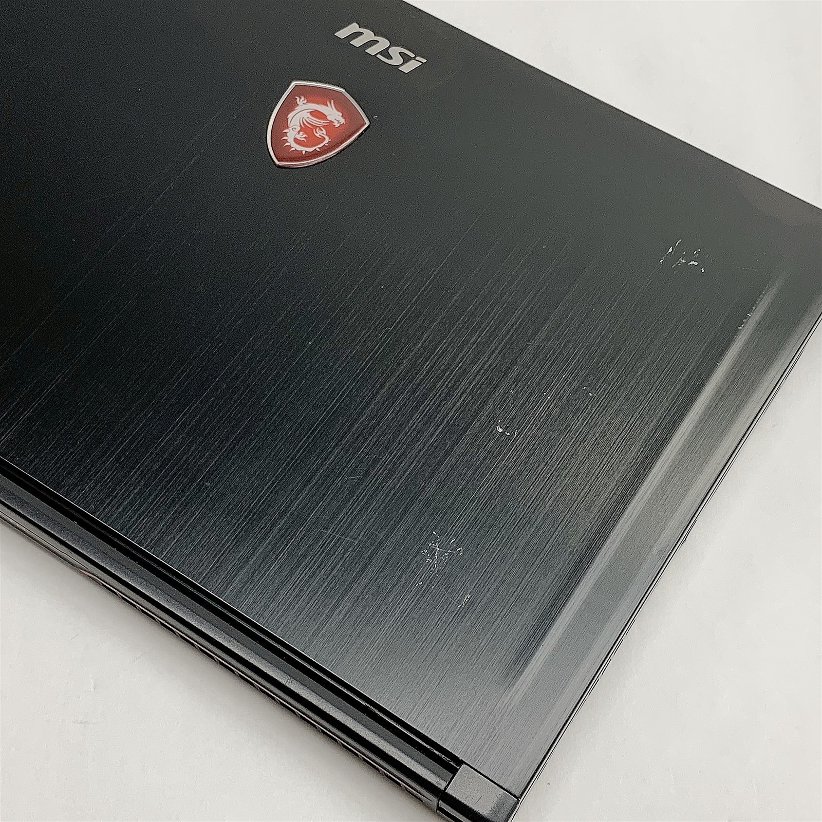MSI MS-16K2 Gaming Laptop Intel i7 7700HQ 2.80GHZ 15.6″ FHD 16GB NO HDD GTX 1060