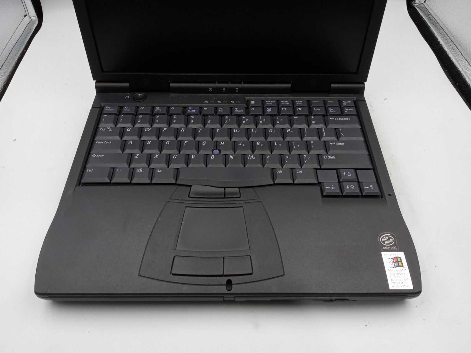 Dell Latitude CPt S600G7 Laptop Intel Celeron 600MHz 256MB RAM -BOOTS -READ -RR