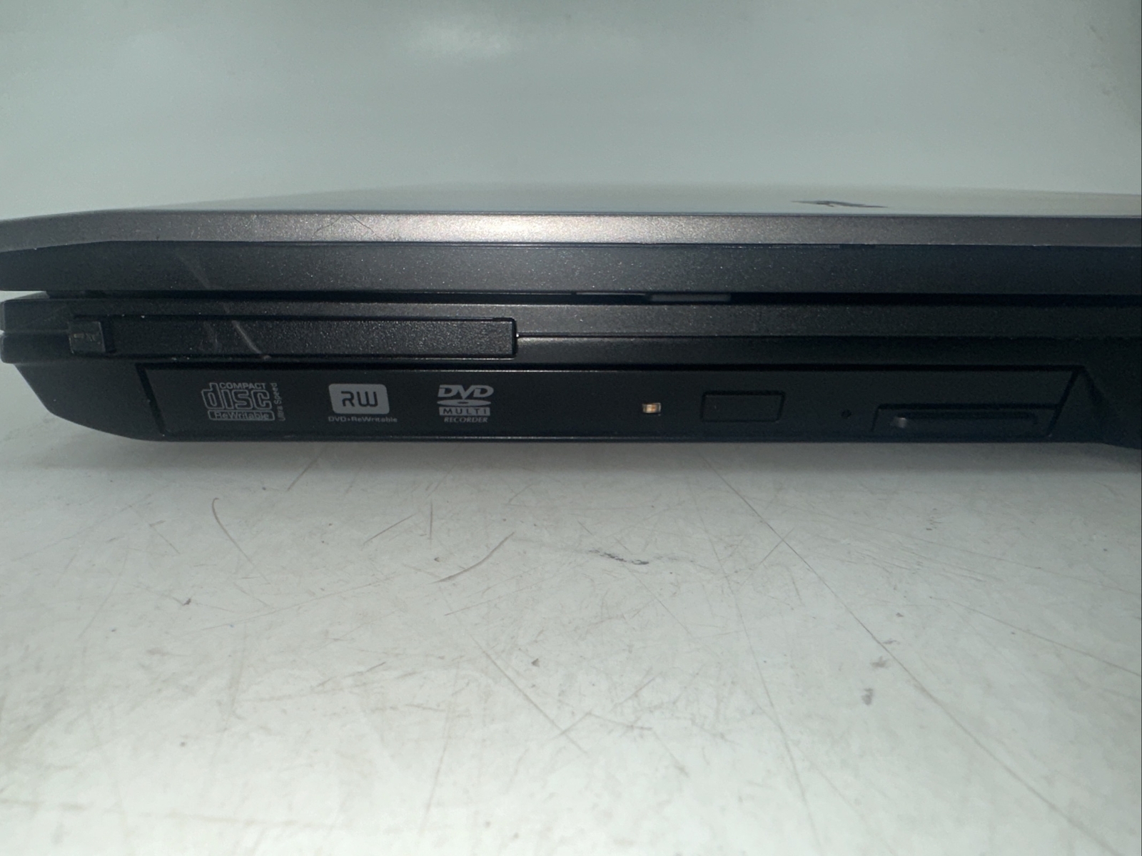 Dell Latitude E6410 Laptop i5 2.67 GHZ – 500gb – 4GB Ram – Windows 10 Pro