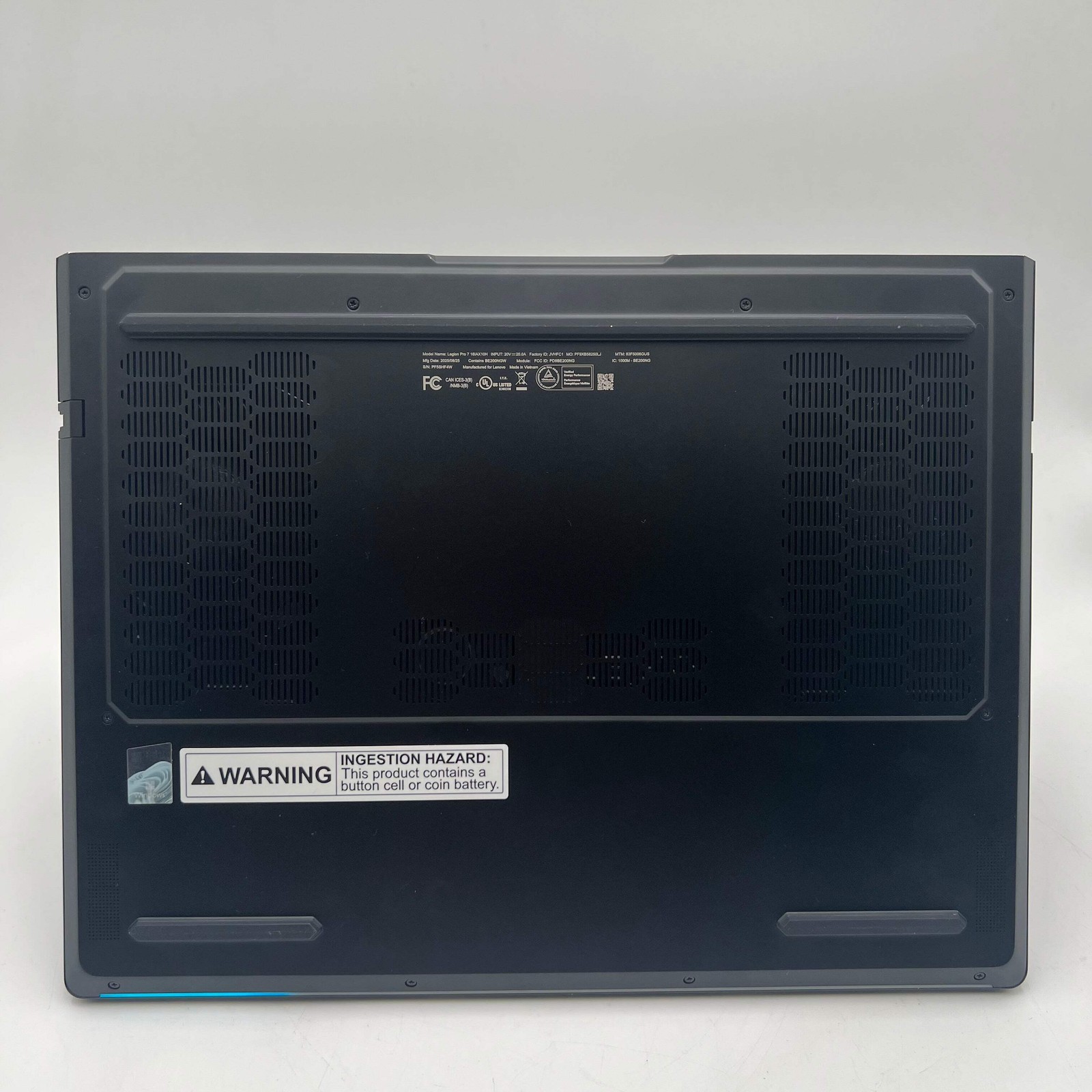 Lenovo Legion Pro 7 16IAX10H 16-inch Ultra 9 64GB RAM 2TB RTX 5090 Laptop Black