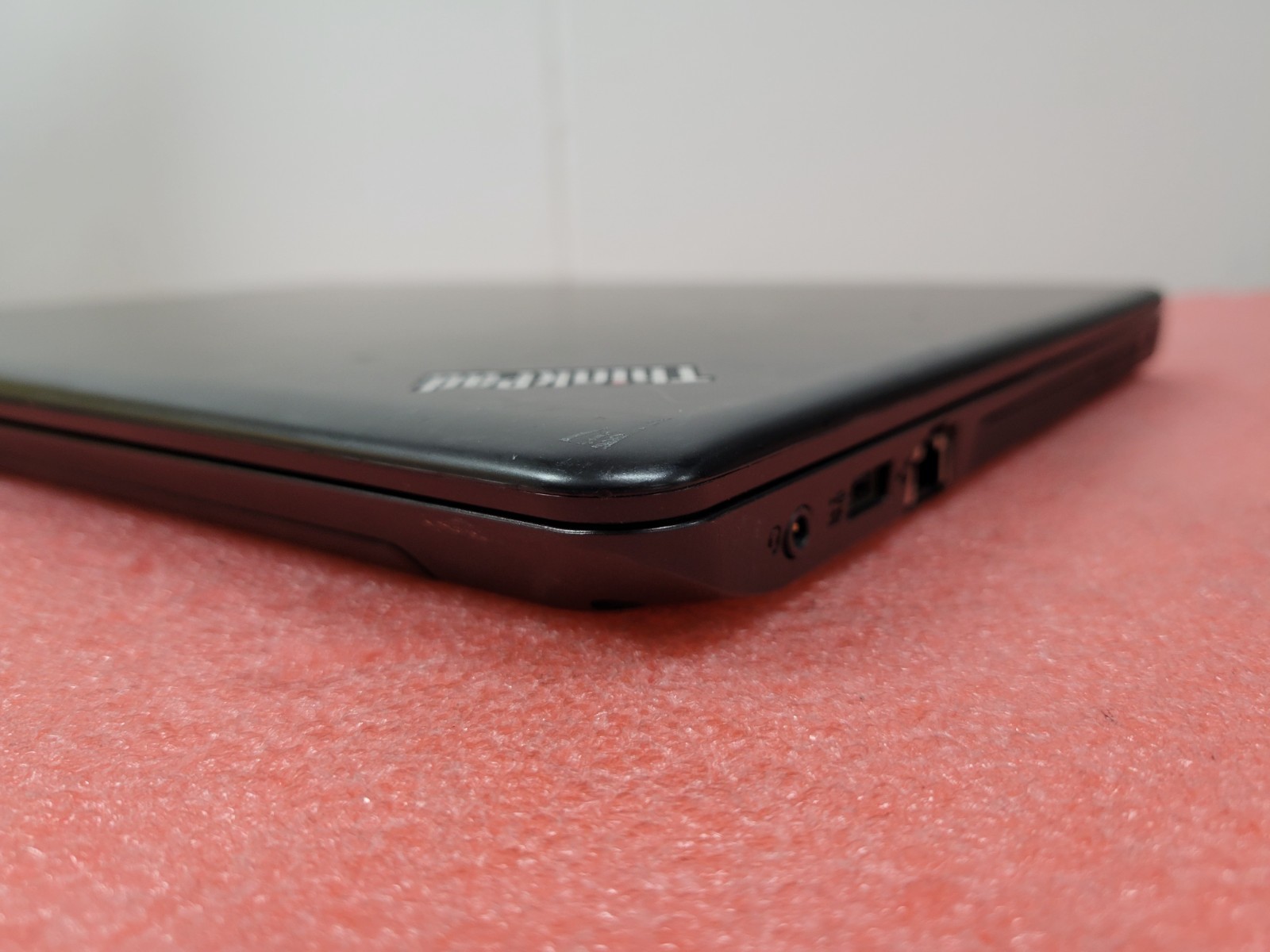 Lenovo ThinkPad E570 i5-7200U 4GB RAM *AS IS/No HDD/No OS/No Battery* | LP482