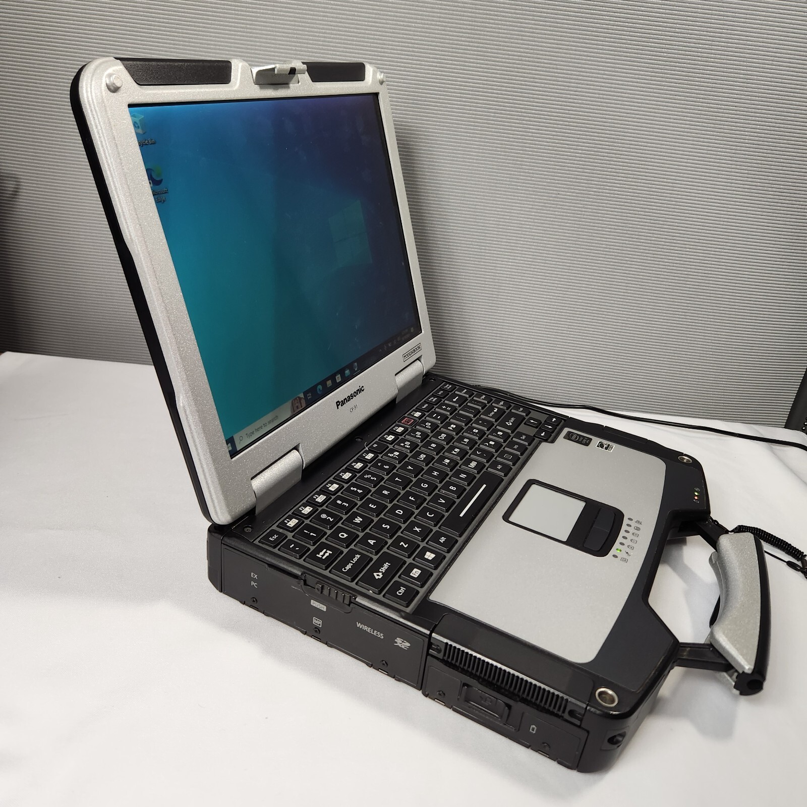 Panasonic Toughbook CF-31 i5-5300U 16GB RAM 500GB SSD LTE GPS W10Pro Touchscreen