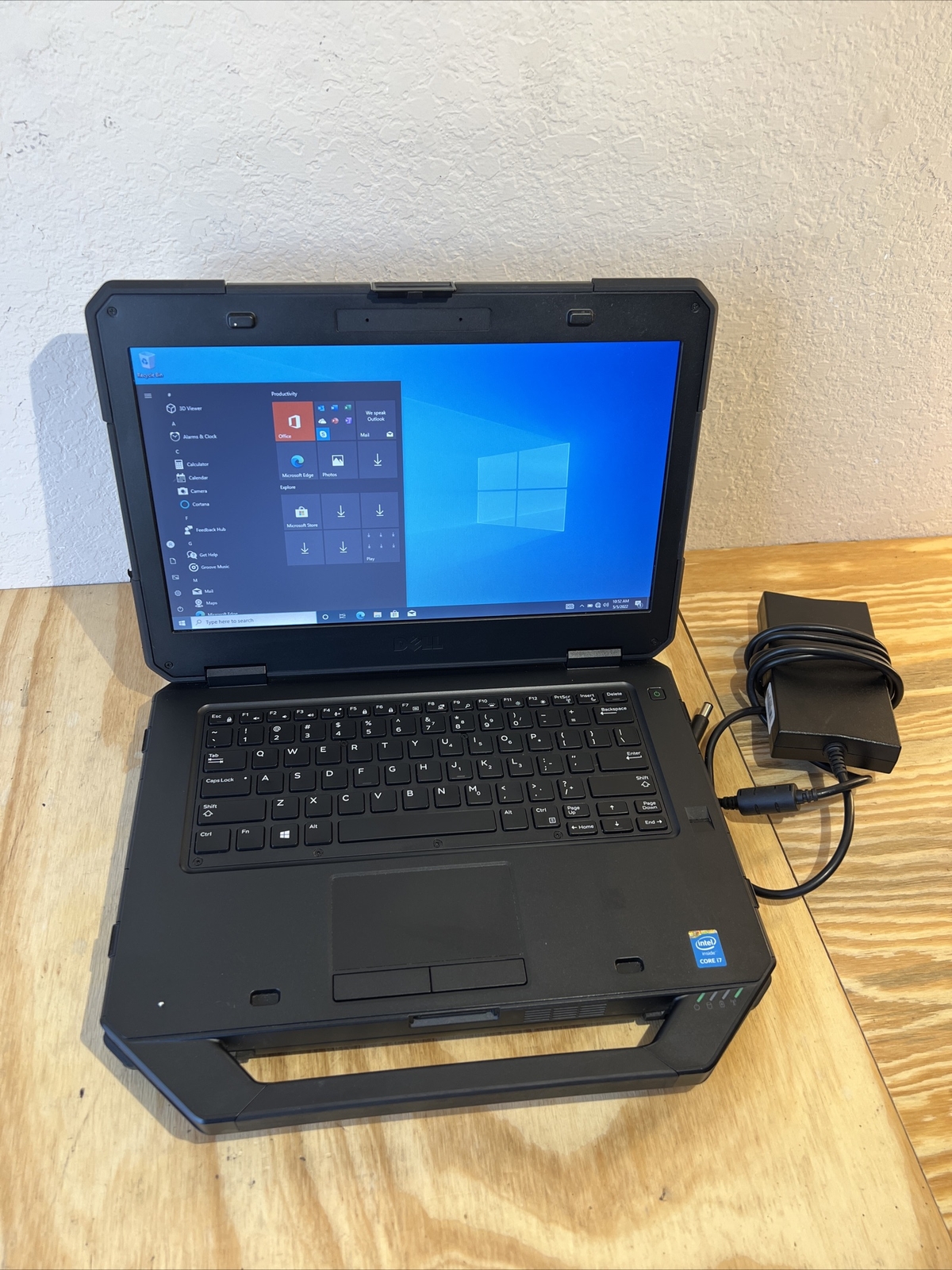 Dell Latitude 14 Rugged 5404 Laptop i7-4650U 1.7GHz 16GB 256GB No Touch No Cam