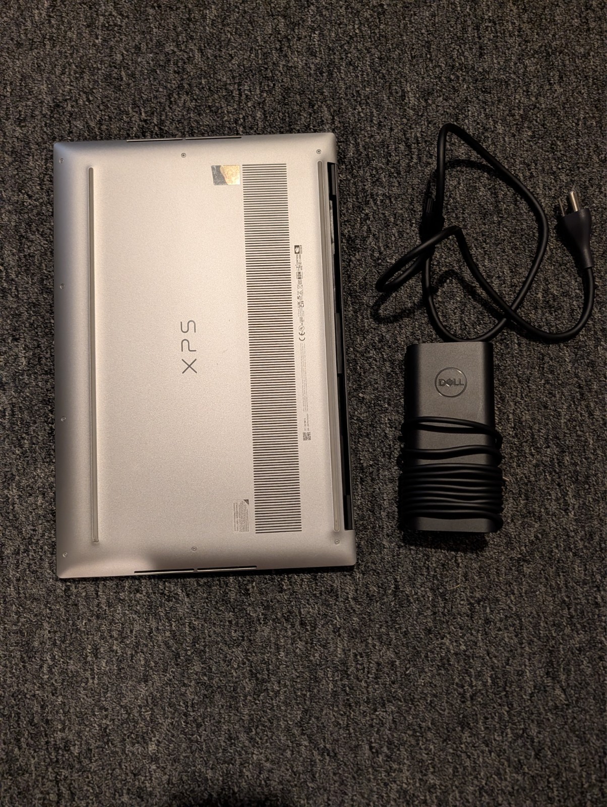 Dell XPS 15 9530 15.6″ 512GB Intel Core i9-13900H 2.6GHz 32GB NVIDIA RTX 4070