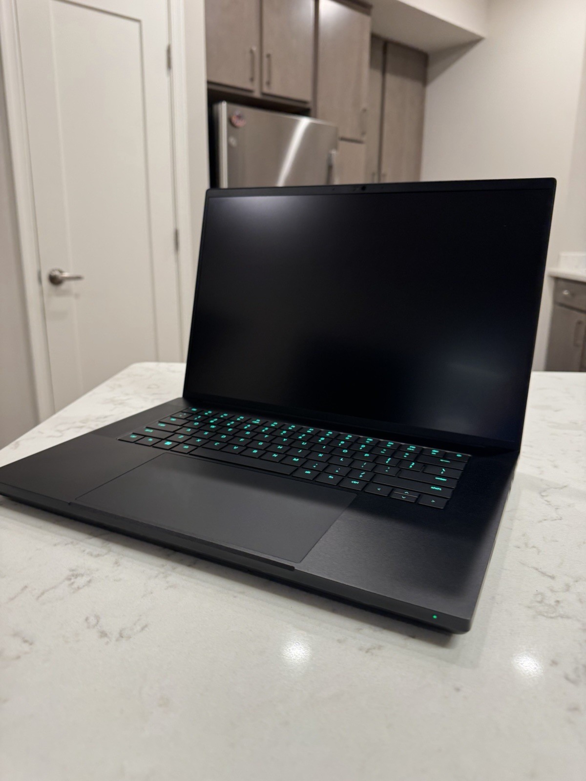 RAZOR BLADE 16 i9-13950HX RTX 4080 32GB RAM 1TB SSD 240Hz QHD Xcellent Condition