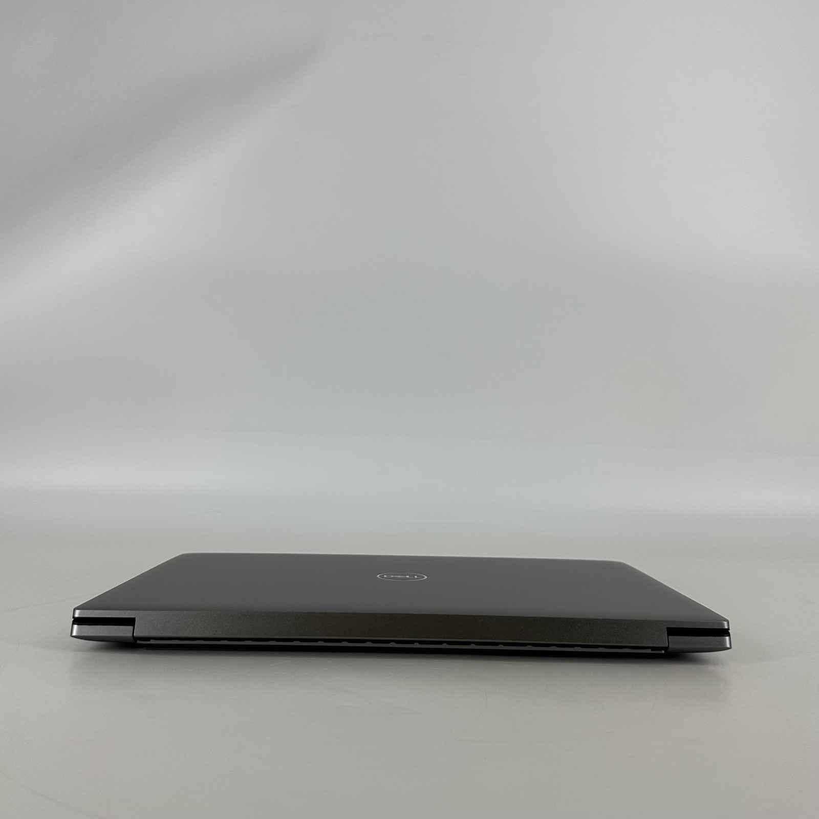 Dell Precision 5480 14 FHD+ 2.4 GHz i7-13700H 16GB 512GB SSD NVIDIA RTX A1000