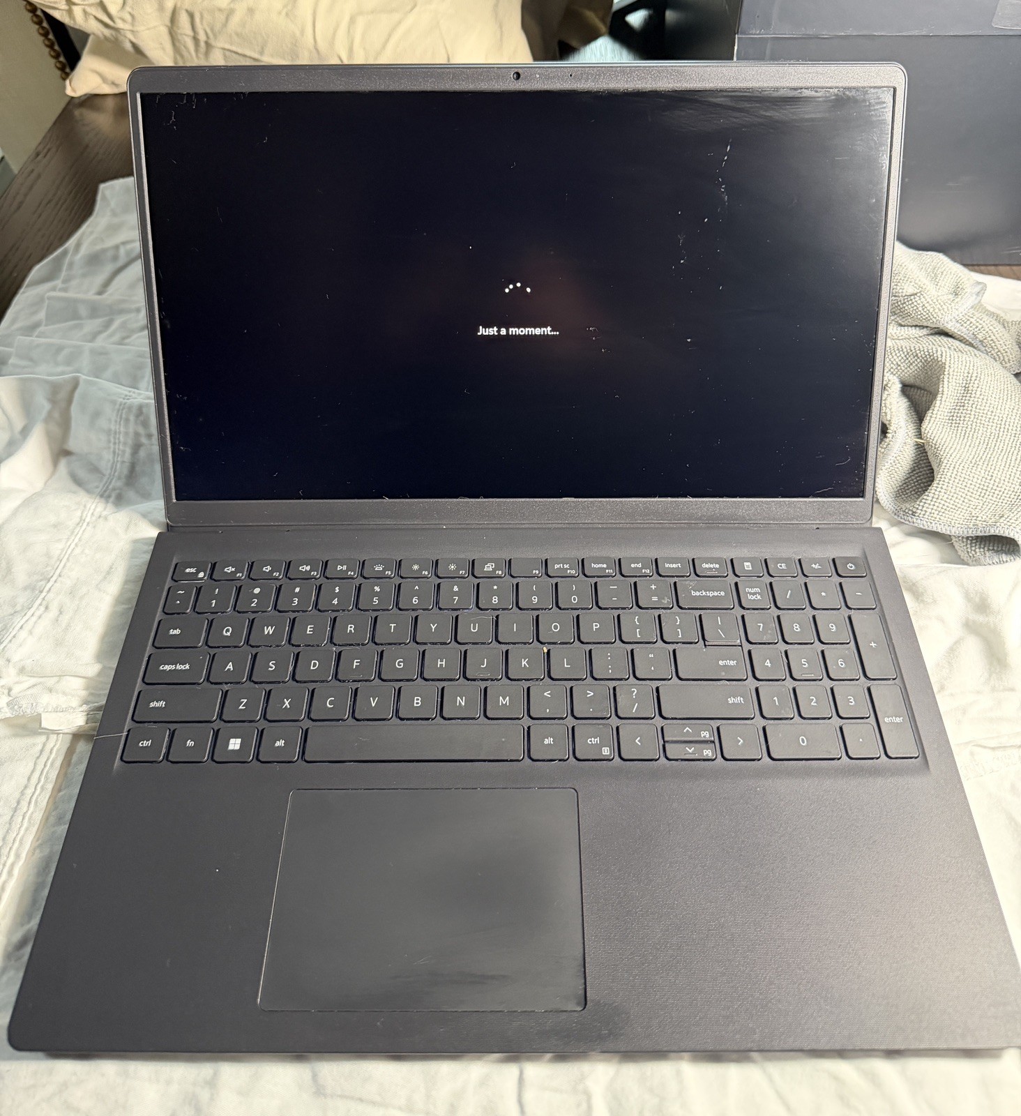 Dell Vostro 3520 i7-1255U 15.6″ Windows 11 Pro Laptop 512GB SSD 16GB RAM