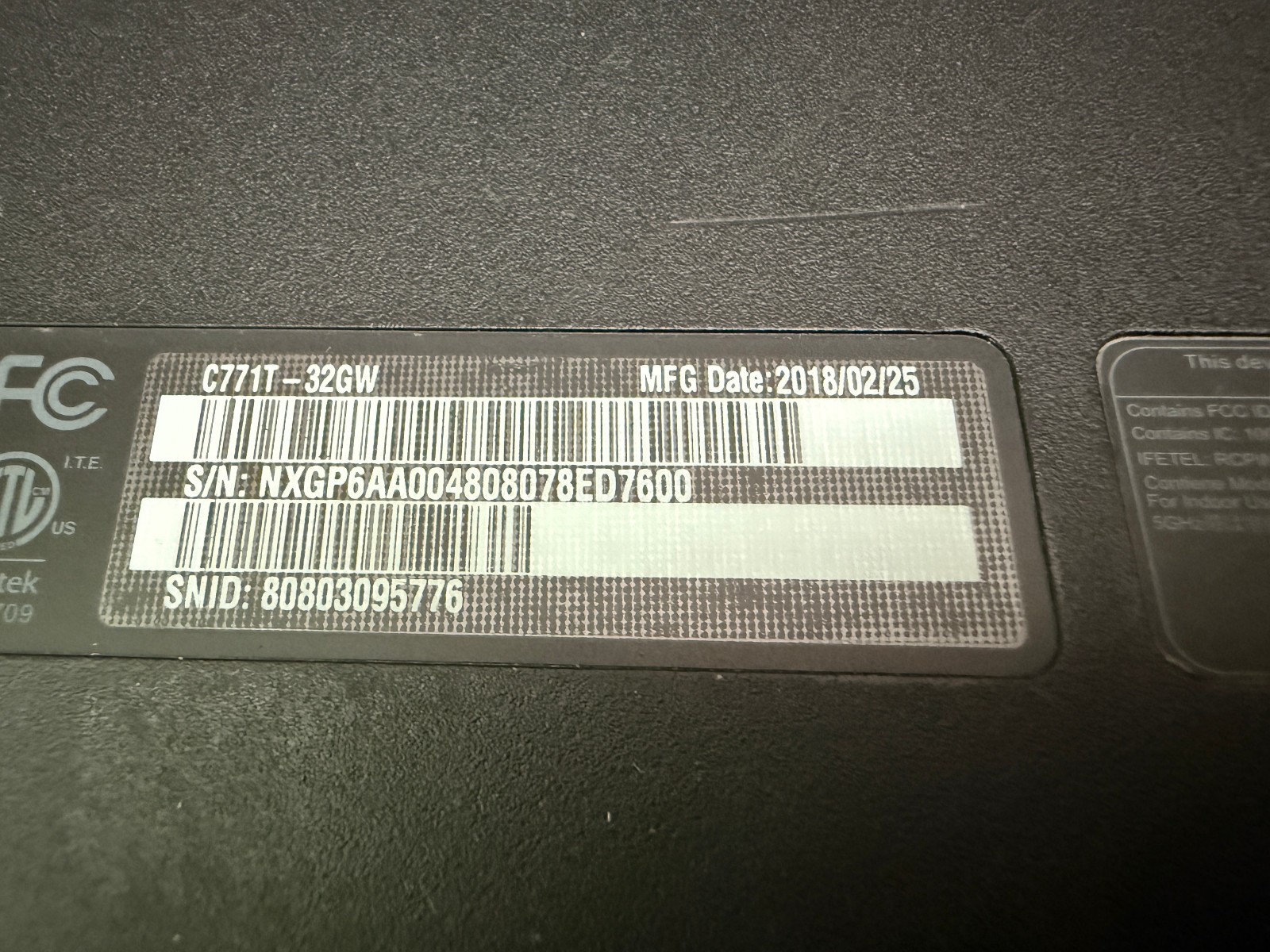 Lot of 5 Acer Chromebook 11 C771T-32GW (11.6″ Touch, Intel i3 6100U, 4GB, 32GB)