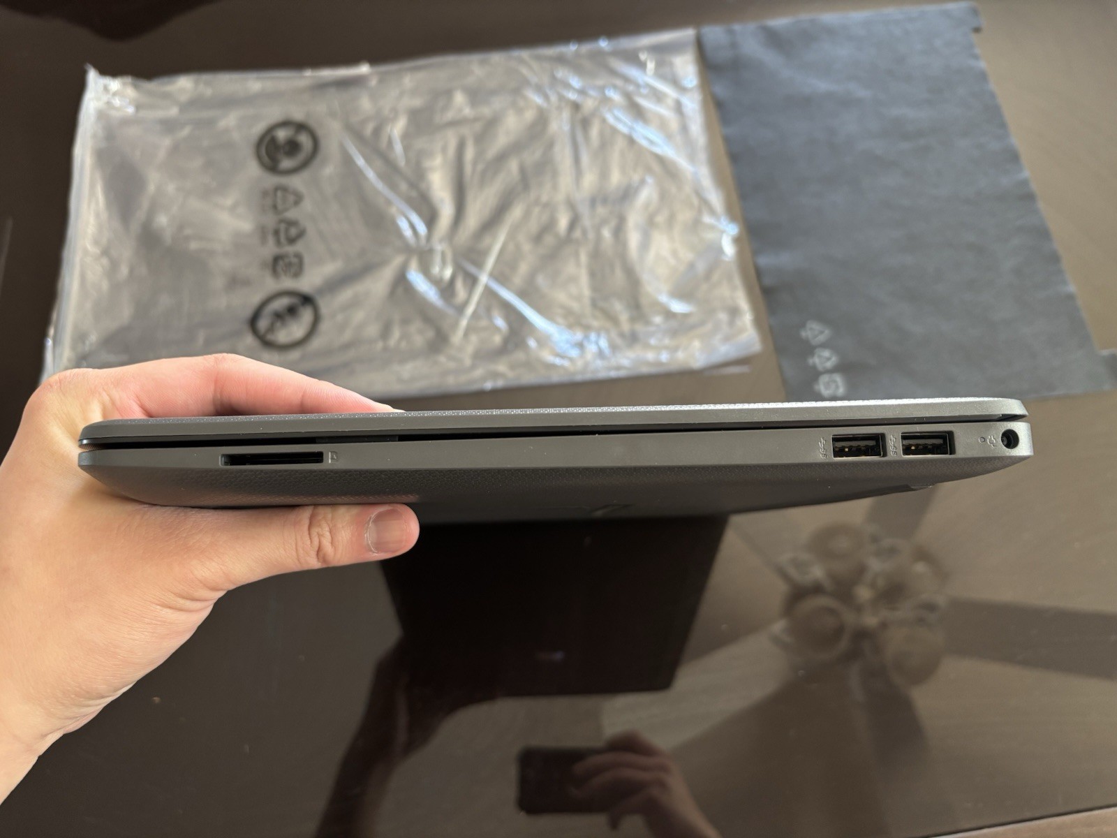 HP 250 G8 Laptop – 256GB SSD – 8GB Ram – Intel I3 CPU – Unused, No Box (Gray)