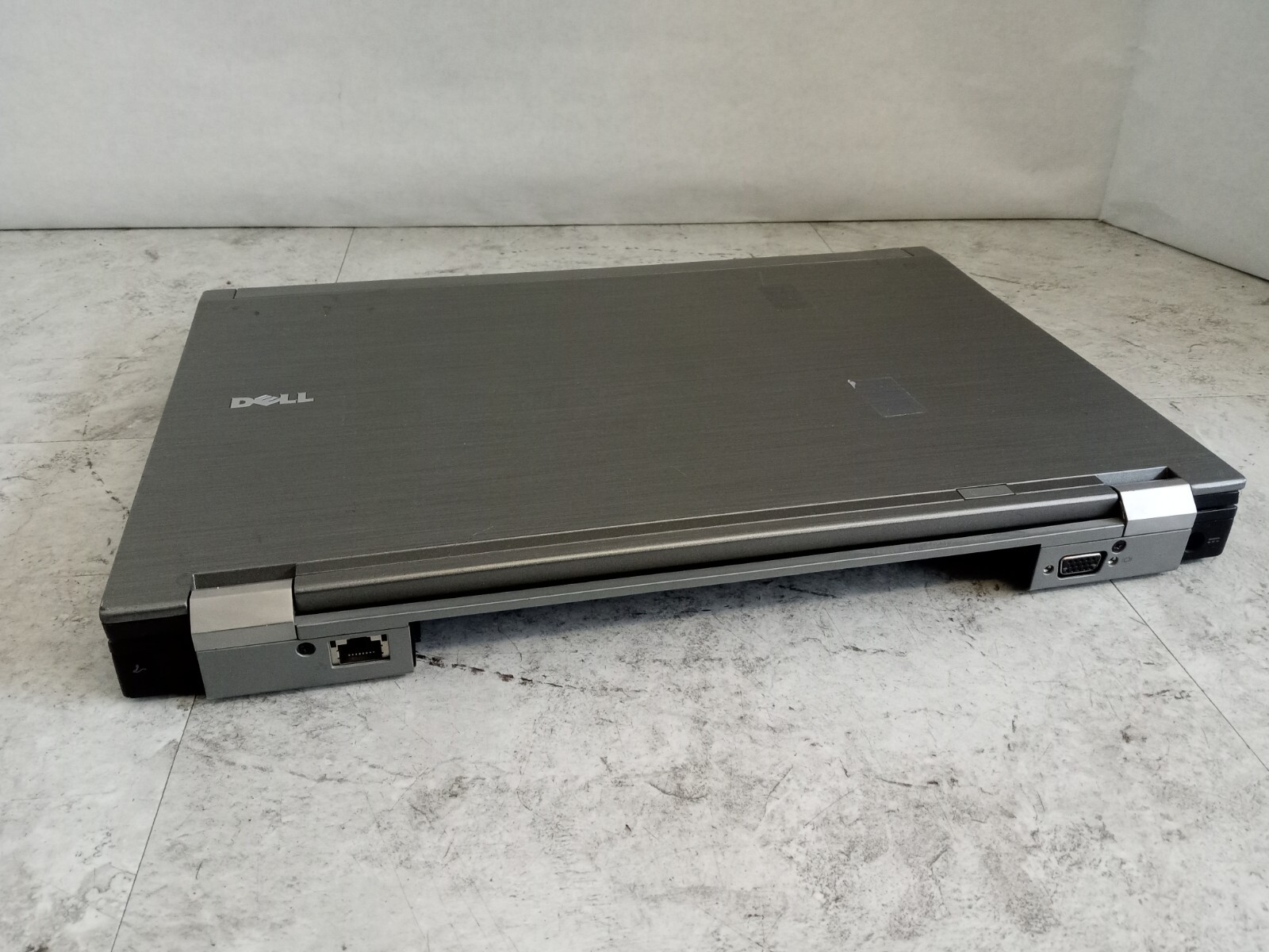 Dell Latitude E6510 15″ Laptop Intel Core i5-580M 2.66GHz 4GB RAM – NO BOOT -RR