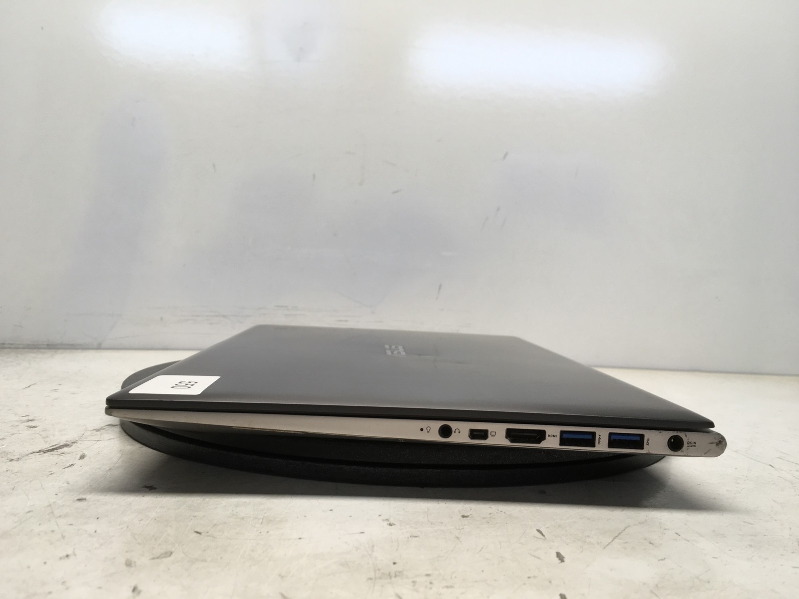 Asus UX32A Intel i5-3317U 1.7GHz 10 GB NO HDD No Batt