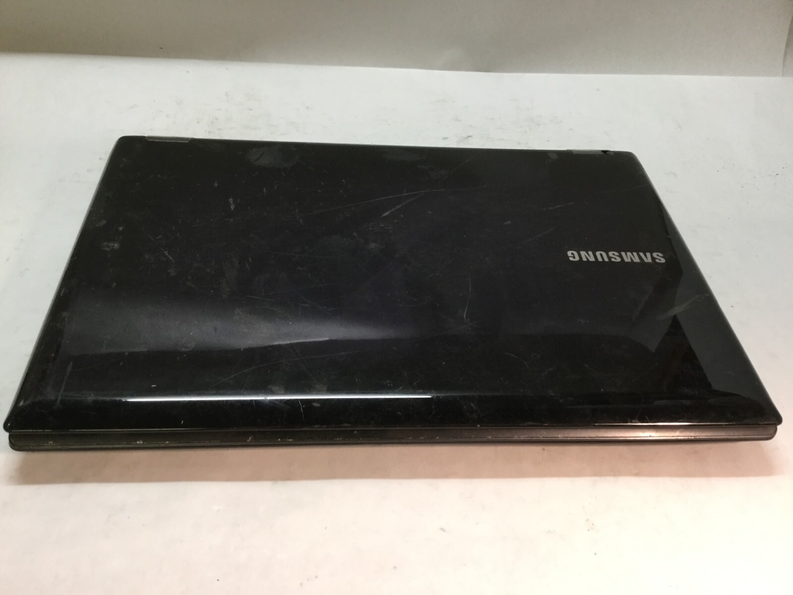 Samsung RF511 Intel Core i5 2nd Gen.- NO POWER/FOR PARTS – MZ