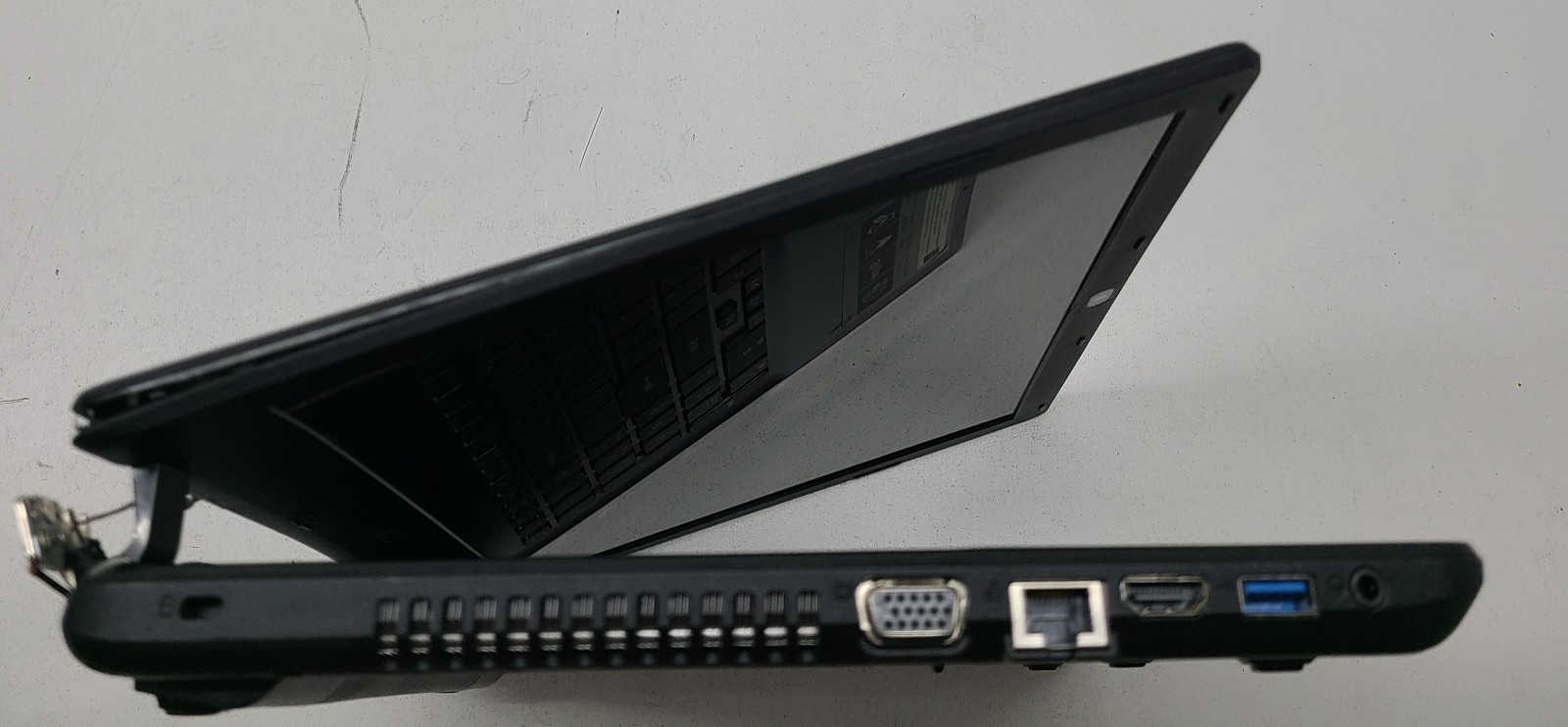 ACER ASPIRE E5-571-509R Laptop Intel Core i5-4210U NO RAM/HD/OS/POWER (FL)
