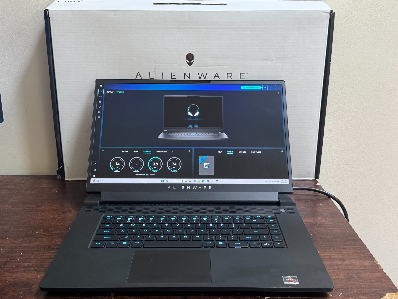 Alienware M17 R5 480Hz AMD Ryzen 9 6900HX 16GB 1TB/SSD RTX 3080 Gaming Laptop