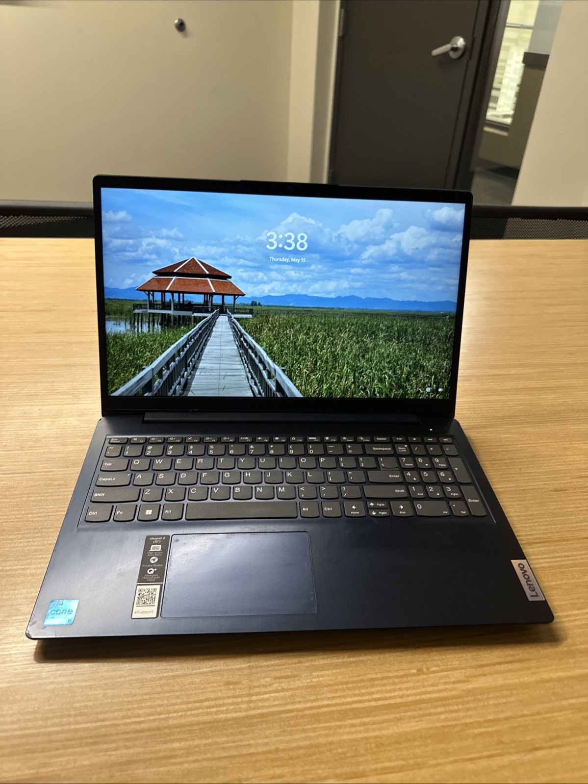 Lenovo IdeaPad 3 15ITL6 15.6″ Intel Core i5-1155G7, 8GB RAM, 512GB SSD Notebook