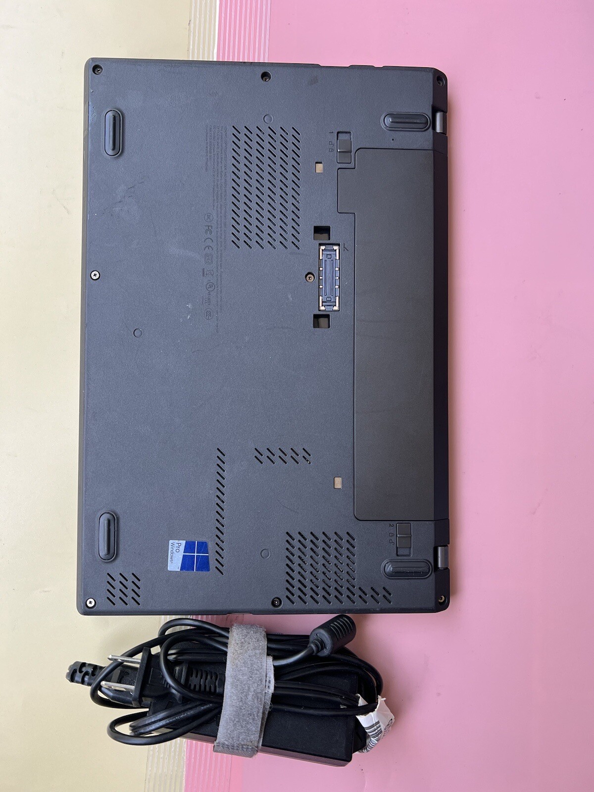 Lenovo Thinkpad X250 Core i5-5300U 8GB 500GB HDD WEBCAM BACKLIT BLUETOOTH