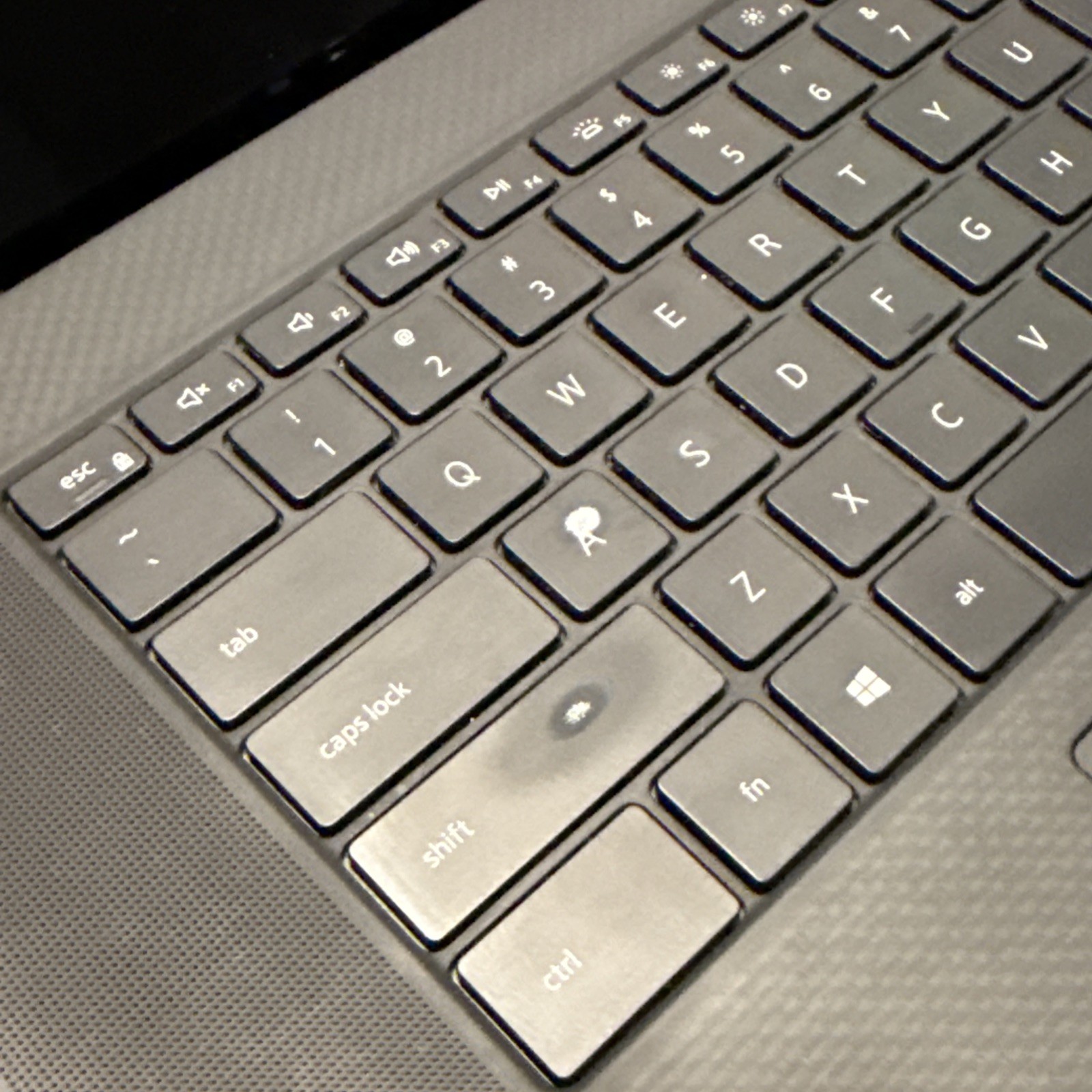 Dell XPS 17 9710 UHD+ TOUCH i9-11900H 2.50GHz 32GB 1TB SSD RTX 3060 Very Good